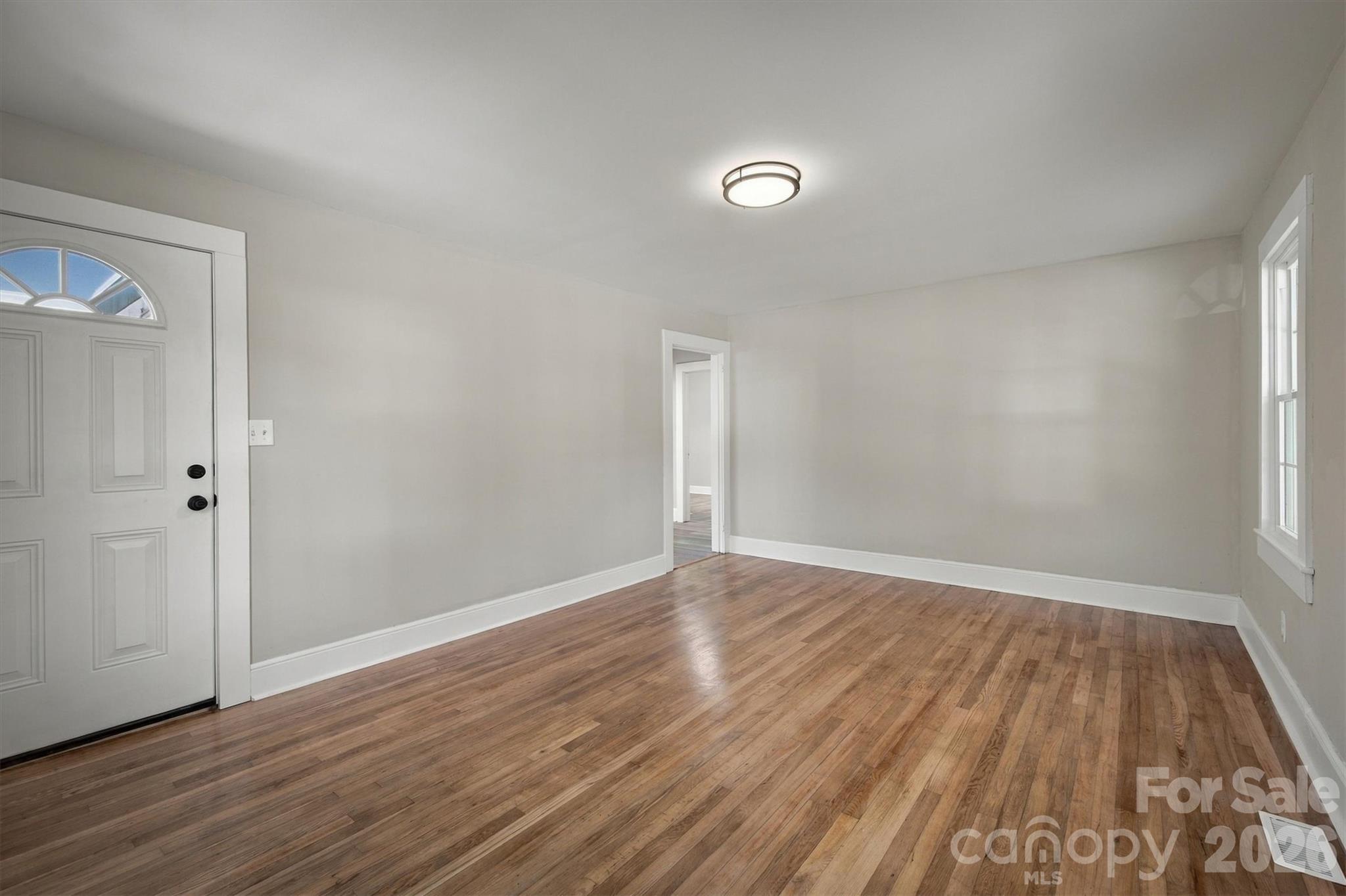 3218 Craig Avenue Property Photo 6