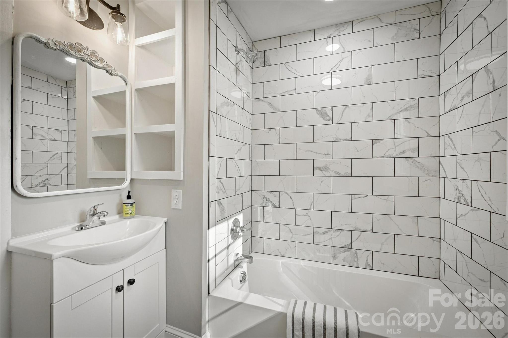 3218 Craig Avenue Property Photo 18