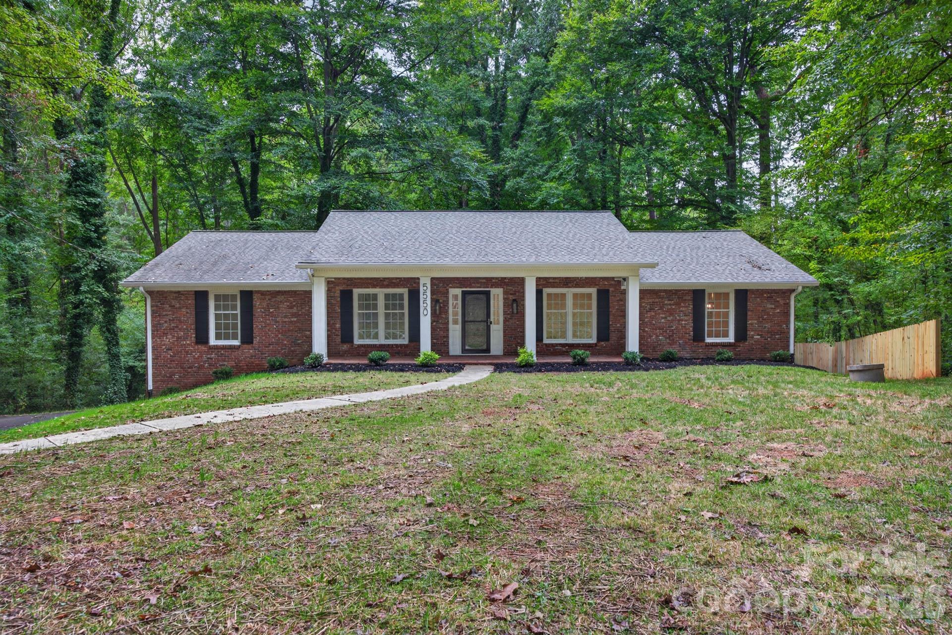 5550 Overlook Circle