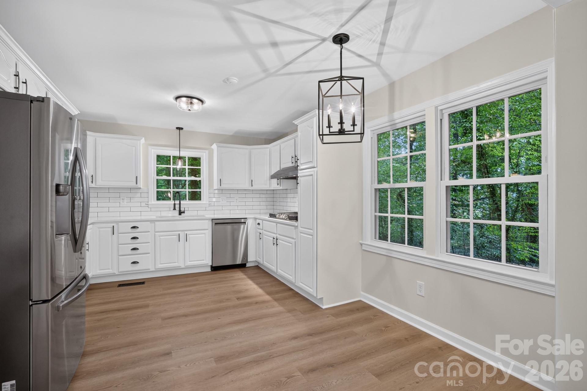 5550 Overlook Circle Property Photo 16