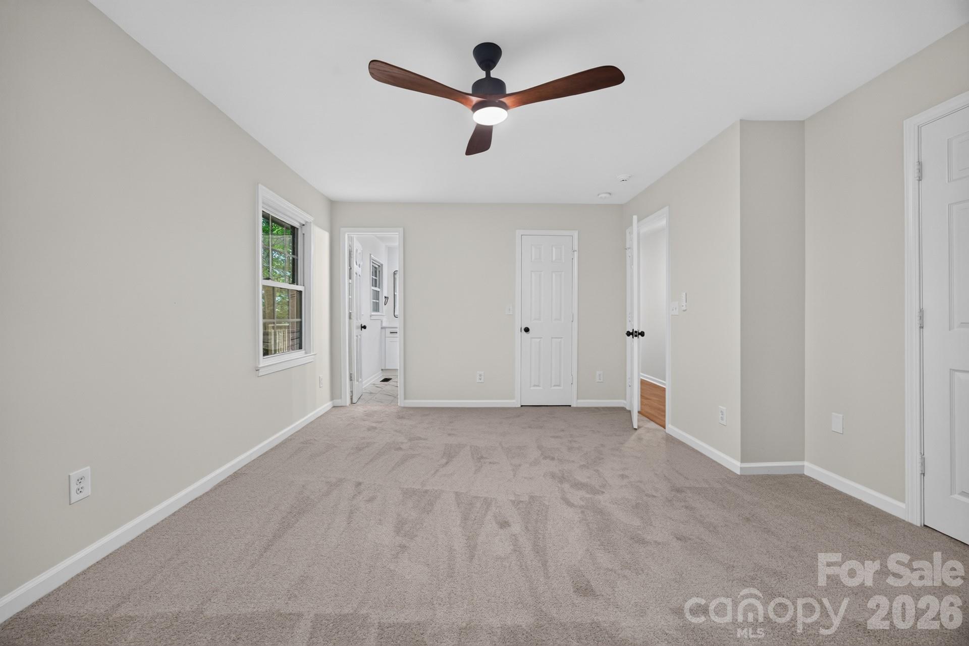 5550 Overlook Circle Property Photo 26