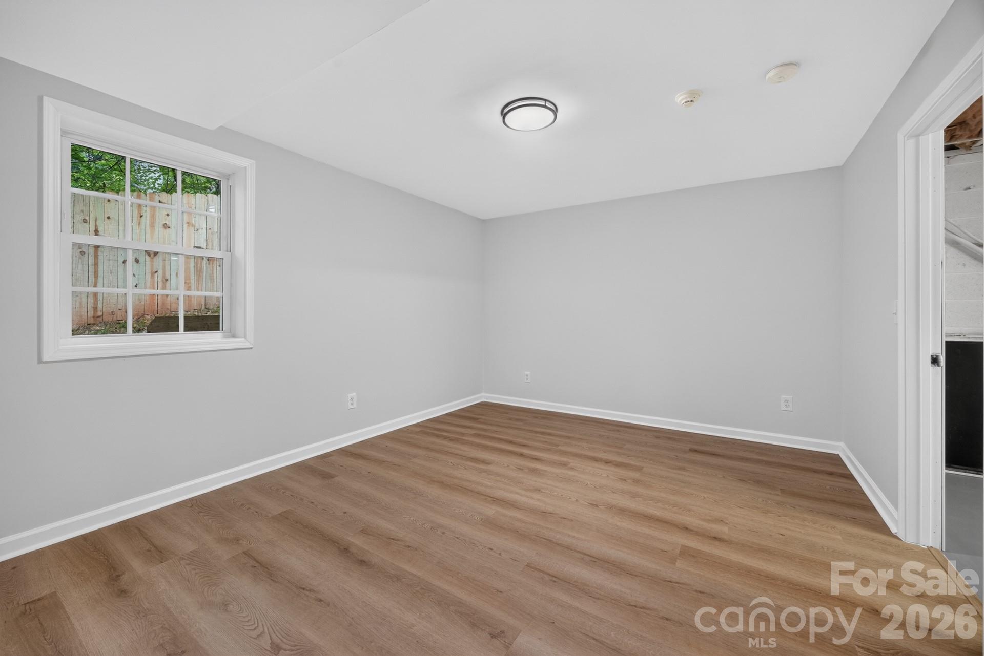 5550 Overlook Circle Property Photo 41