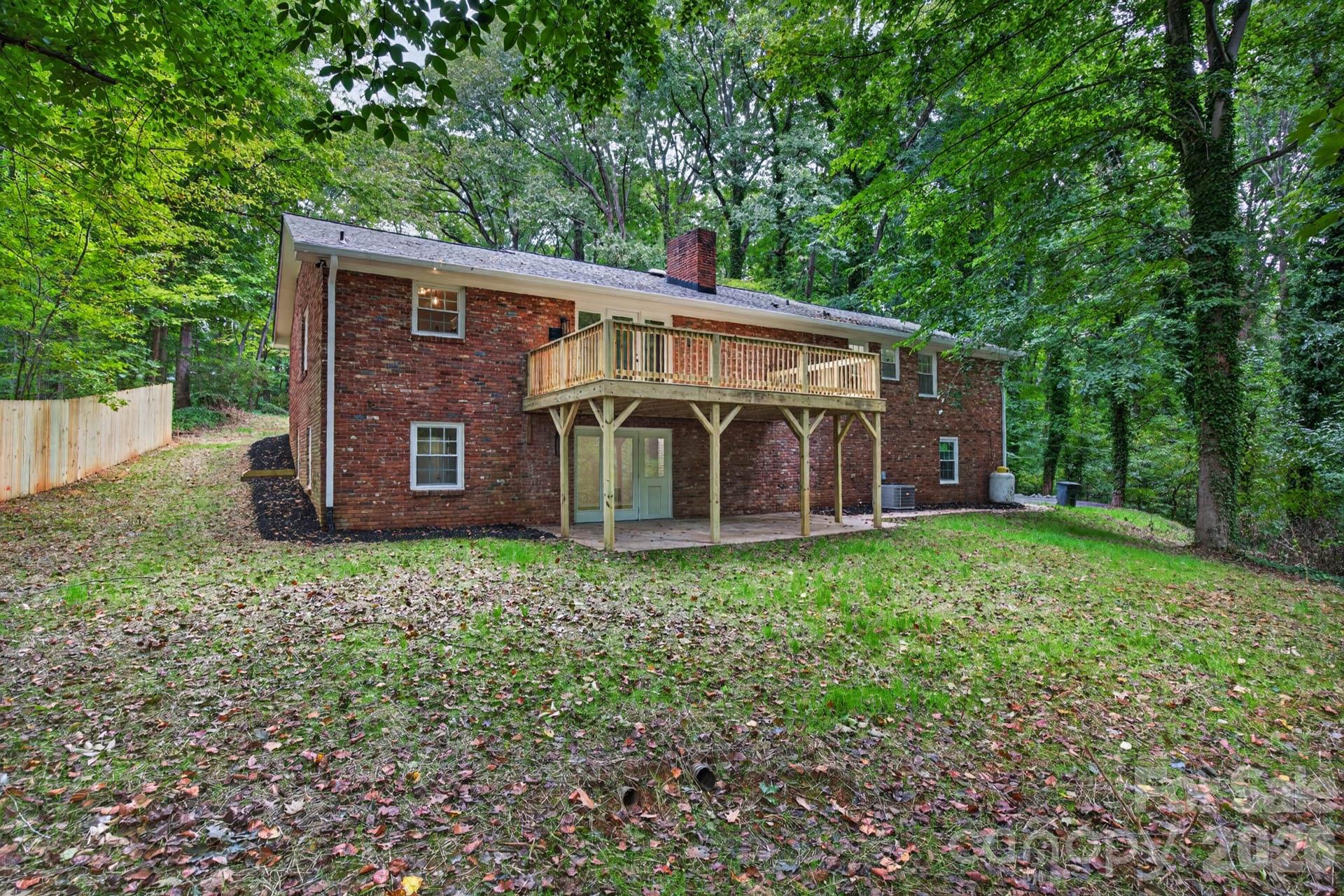 5550 Overlook Circle Property Photo 47