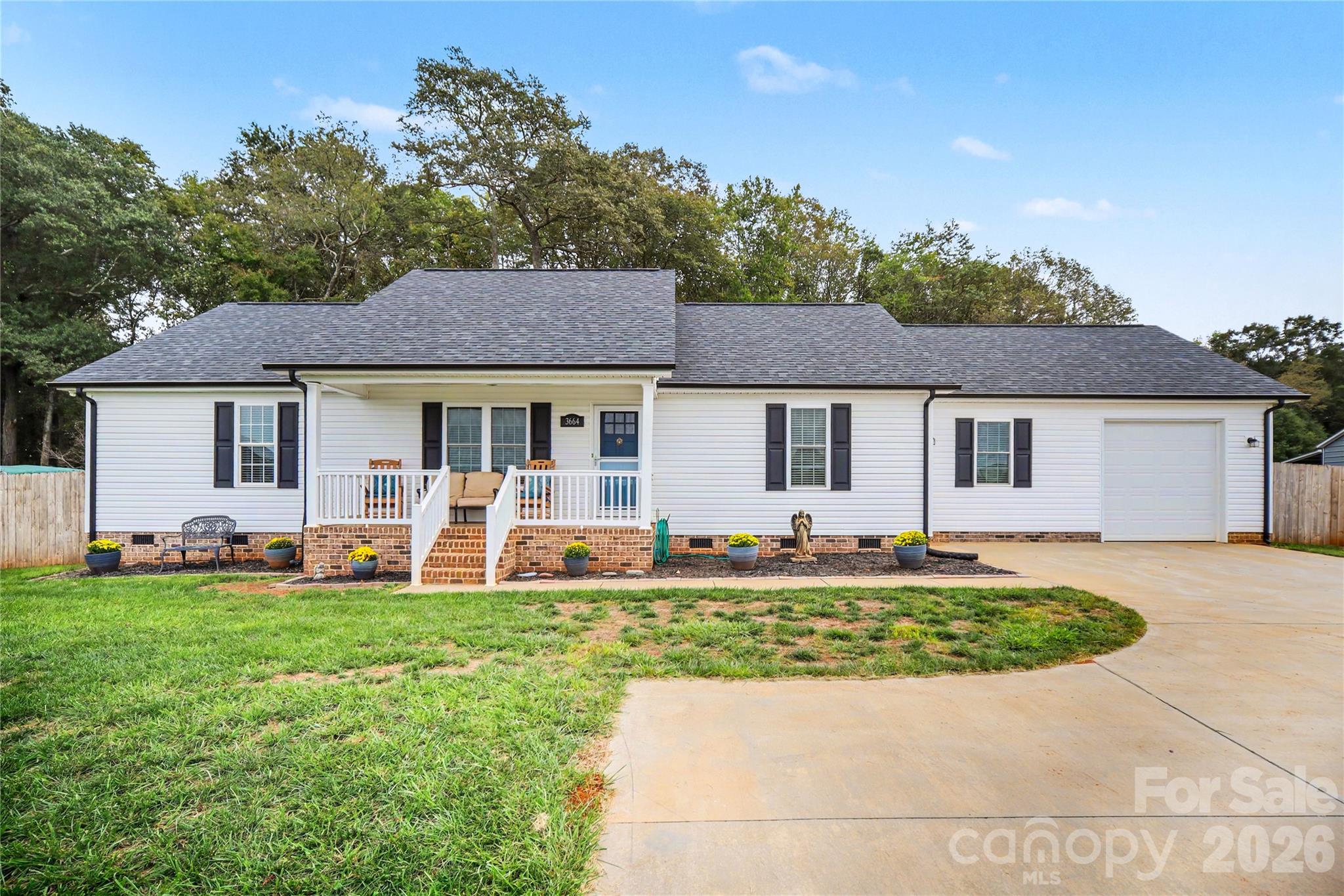 3664 Straw Field Trail Property Photo 1