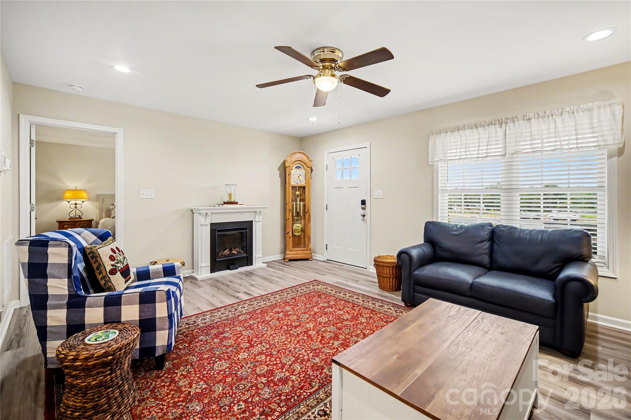 3664 Straw Field Trail Property Photo 7