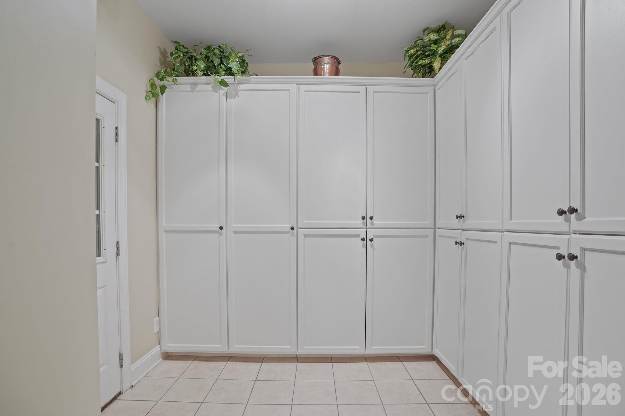 811 Bass Landing Place Property Photo 29