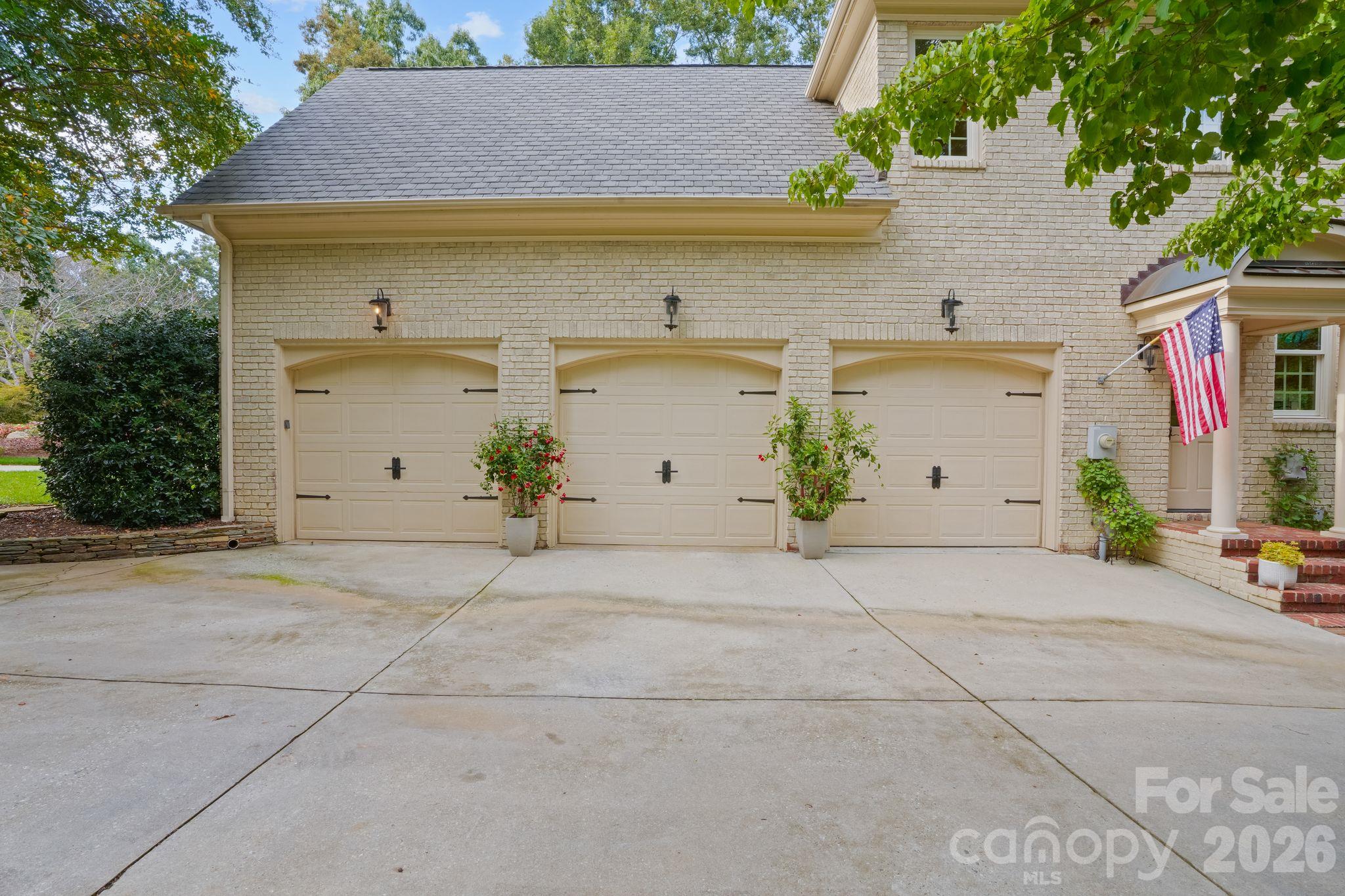 811 Bass Landing Place Property Photo 42