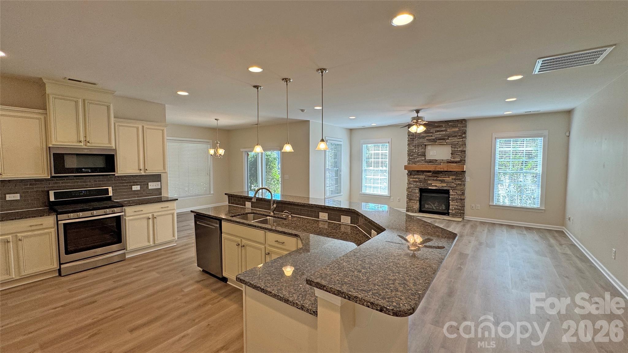 13926 Tilesford Lane Property Photo 11