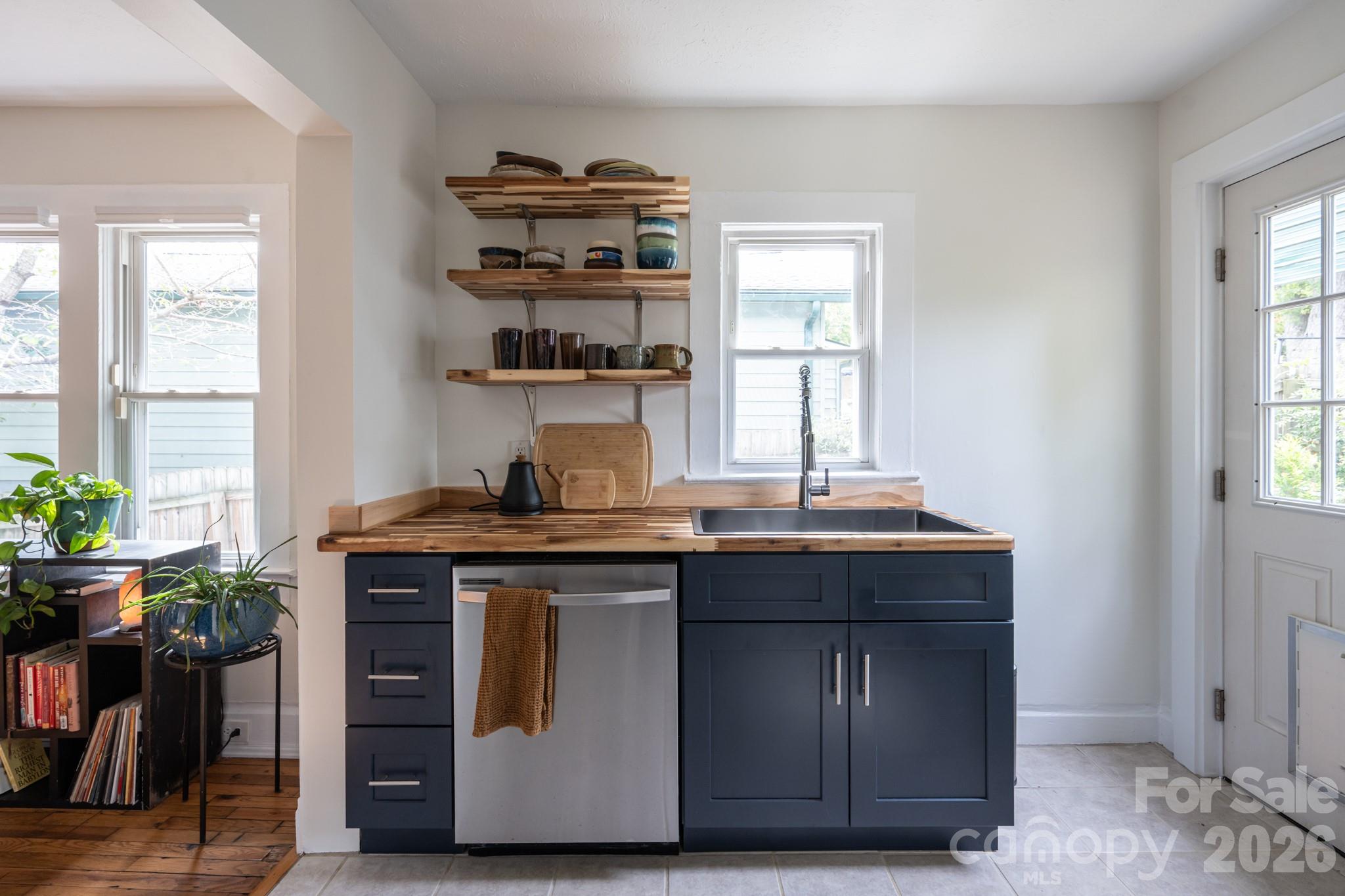 45 Olive Street Property Photo 14