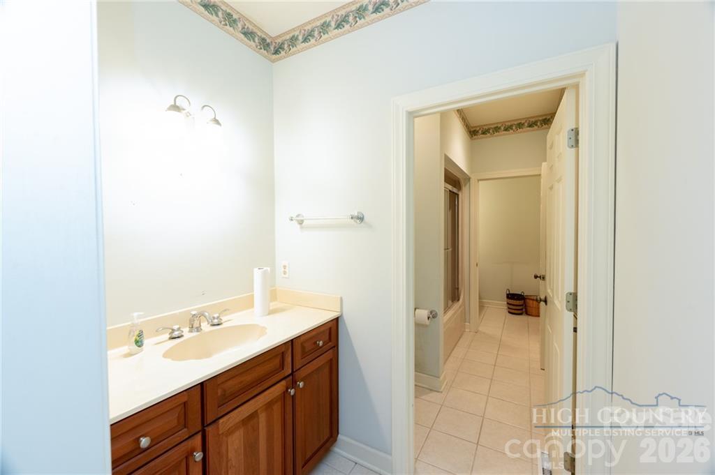 560 Greystone Drive Property Photo 27