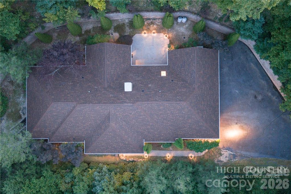 560 Greystone Drive Property Photo 33