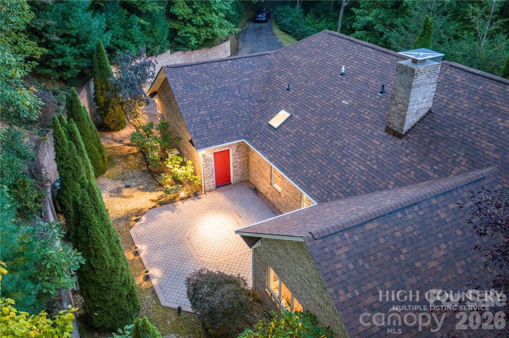 560 Greystone Drive Property Photo 34