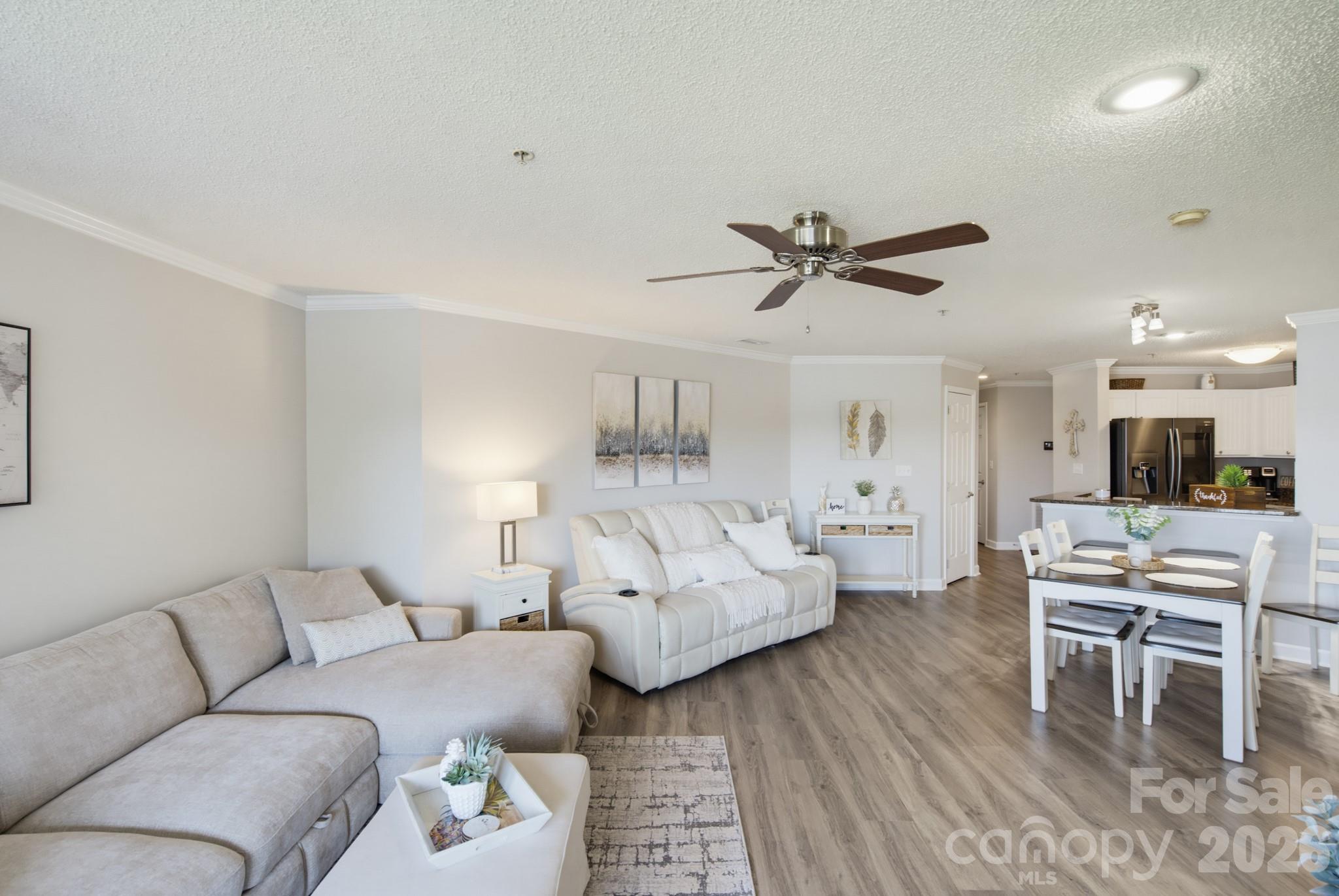 1338 Torrence Circle Property Photo 11
