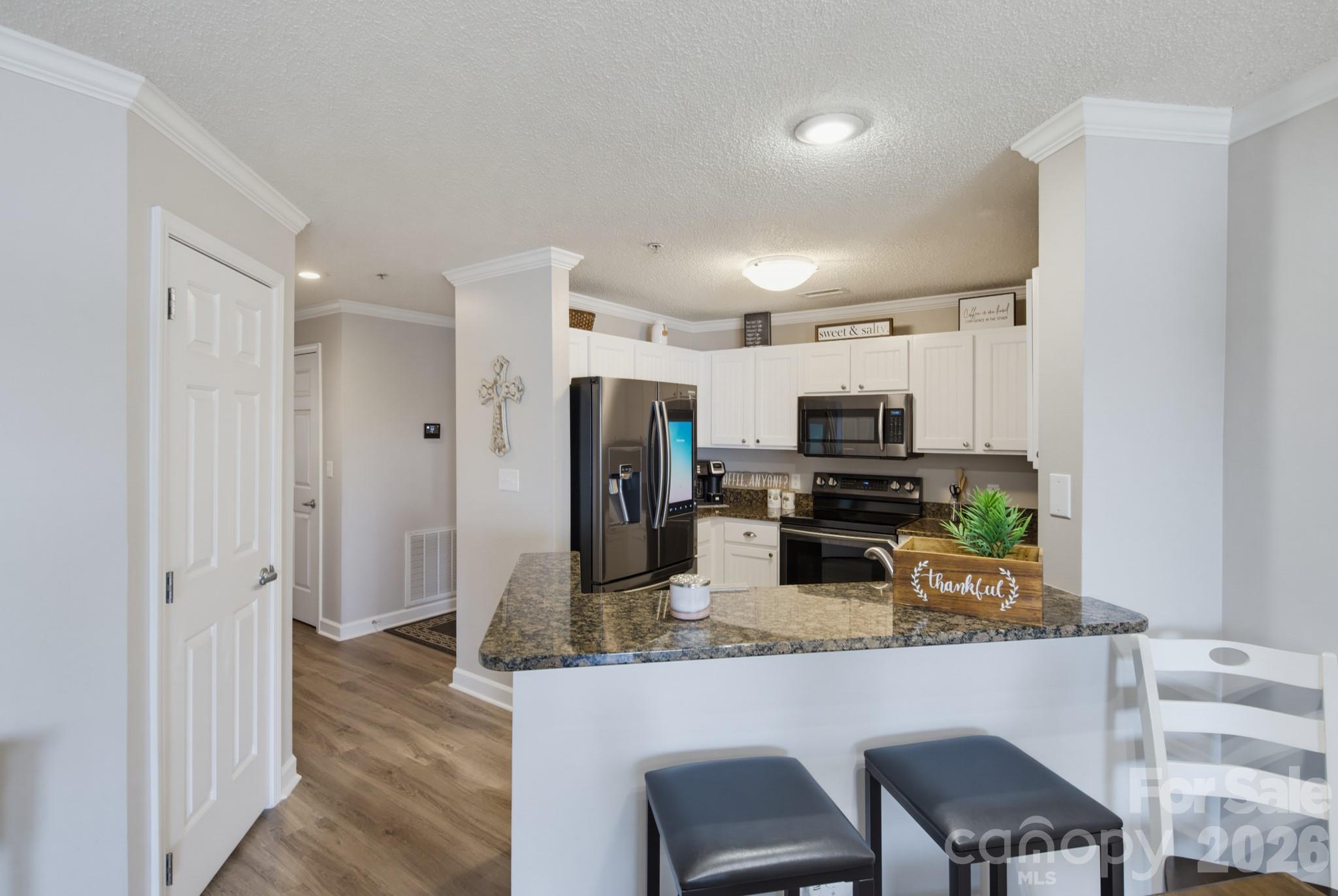 1338 Torrence Circle Property Photo 14