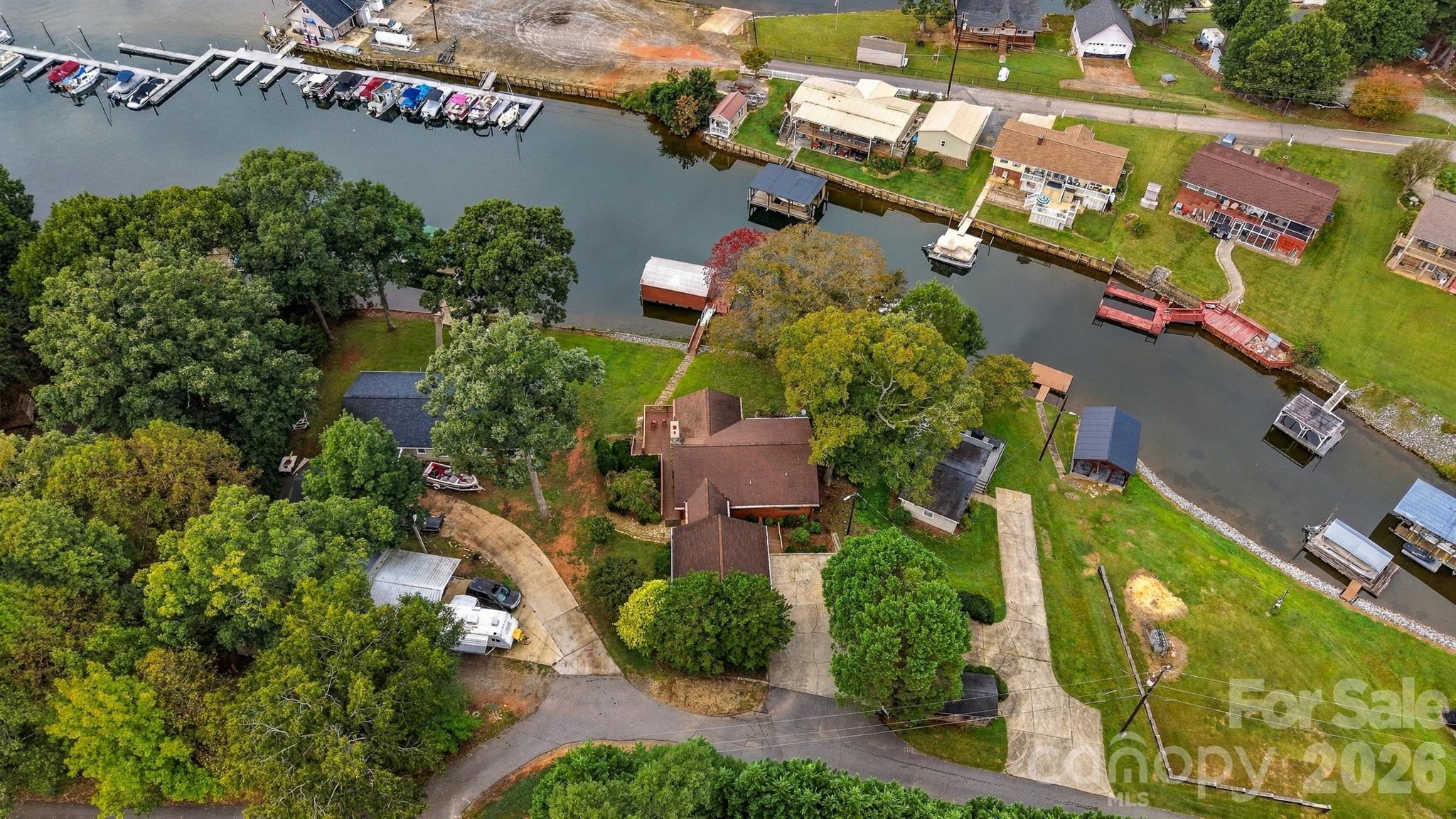 128 Mull Drive Property Photo 3