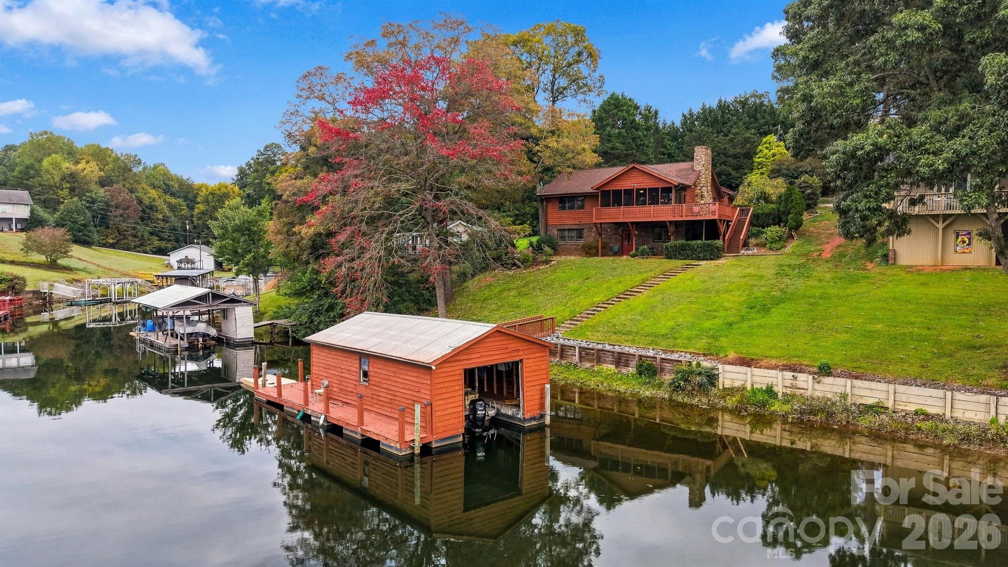 128 Mull Drive Property Photo 4