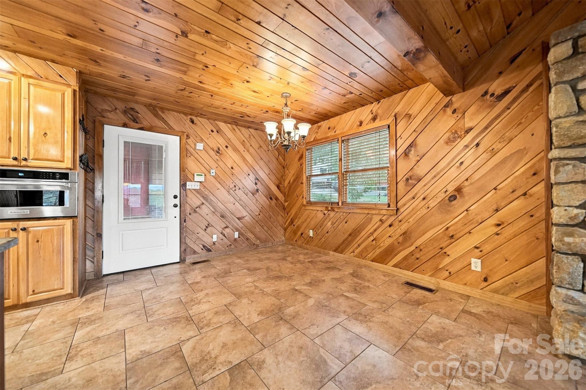 128 Mull Drive Property Photo 10