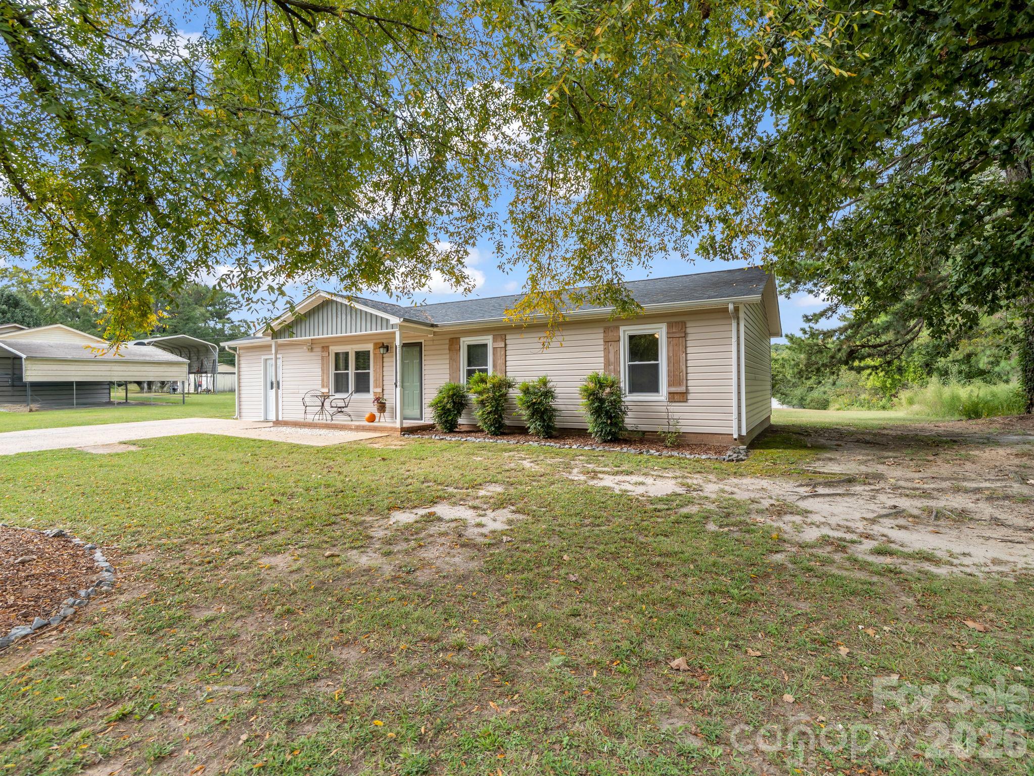112 Roseborough Road Property Photo 3