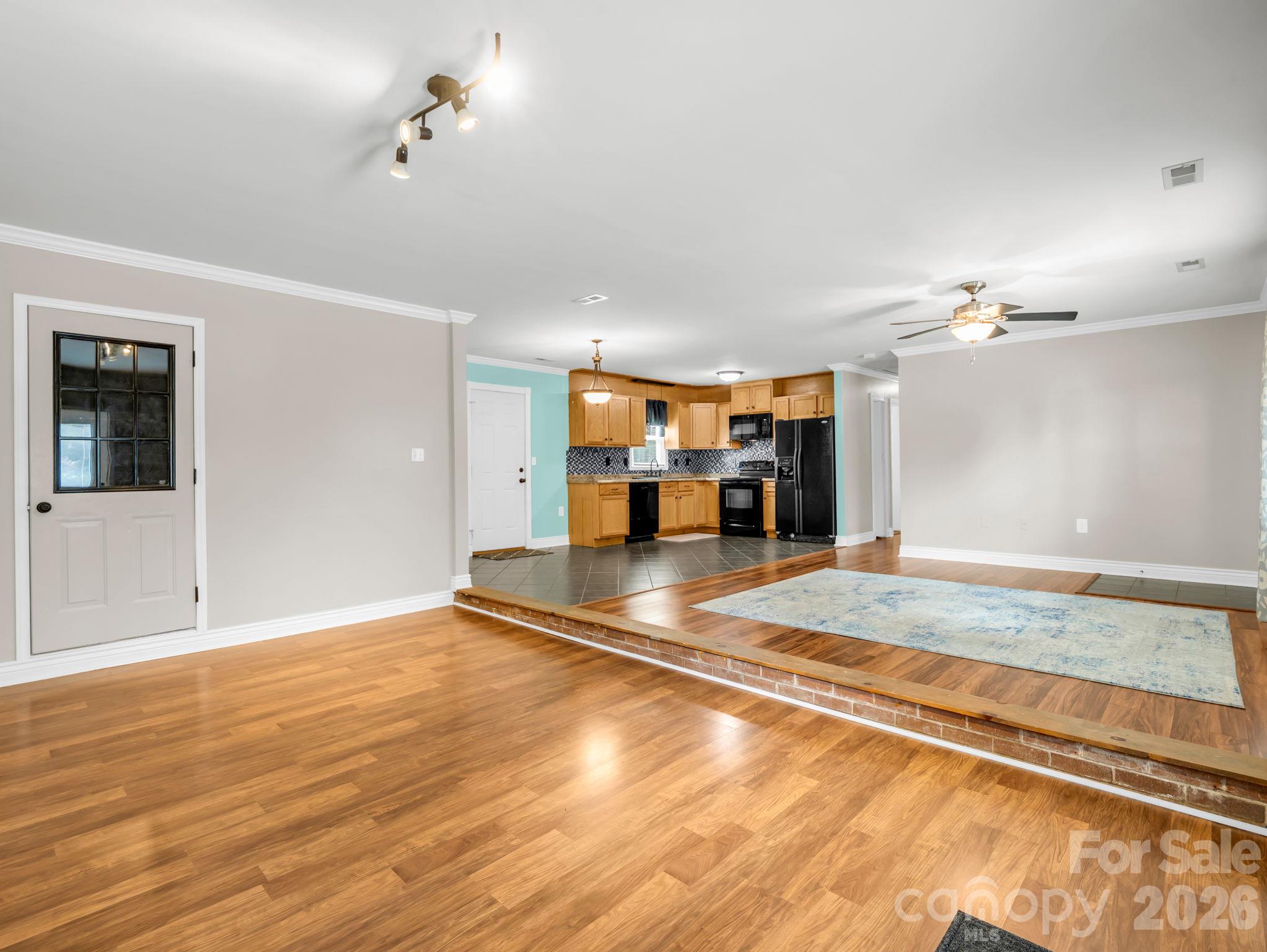 112 Roseborough Road Property Photo 7
