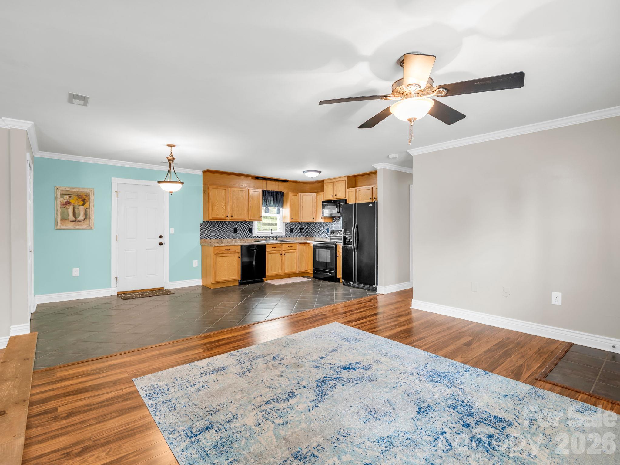 112 Roseborough Road Property Photo 8