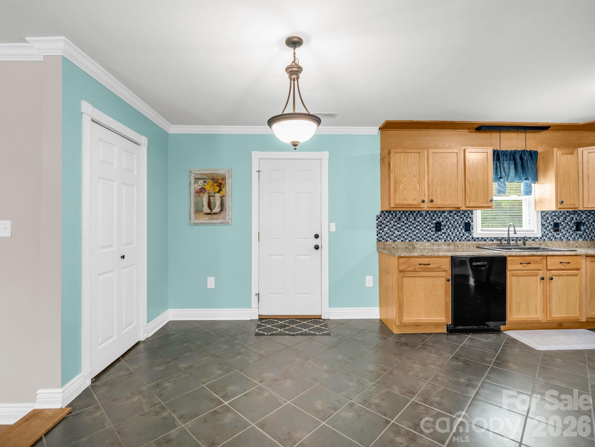 112 Roseborough Road Property Photo 9