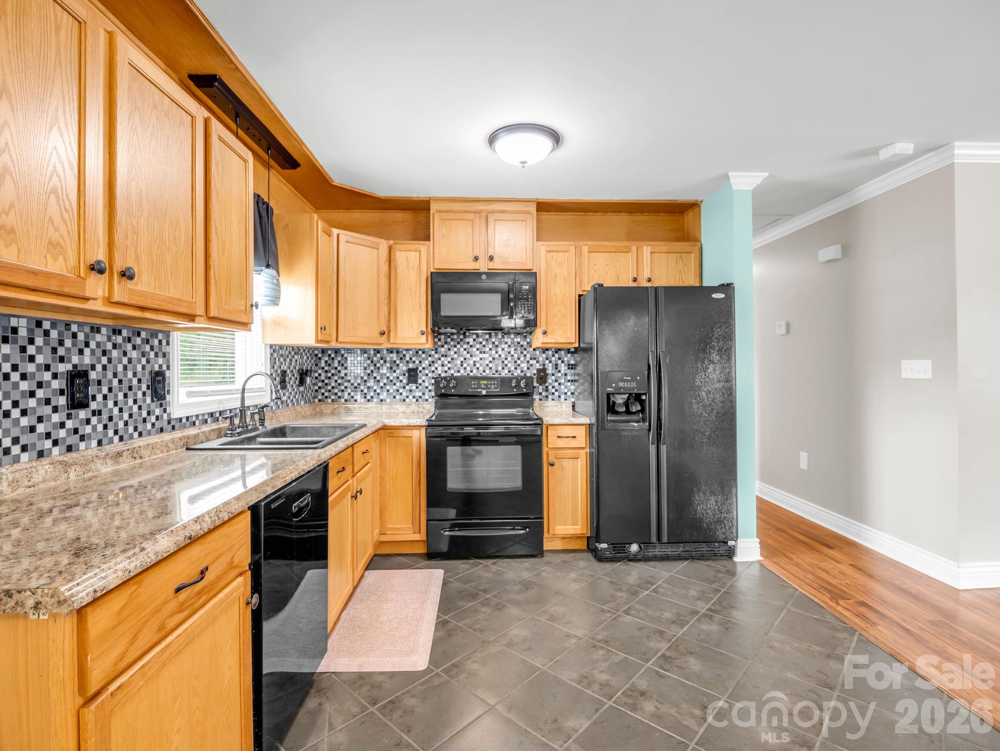 112 Roseborough Road Property Photo 11