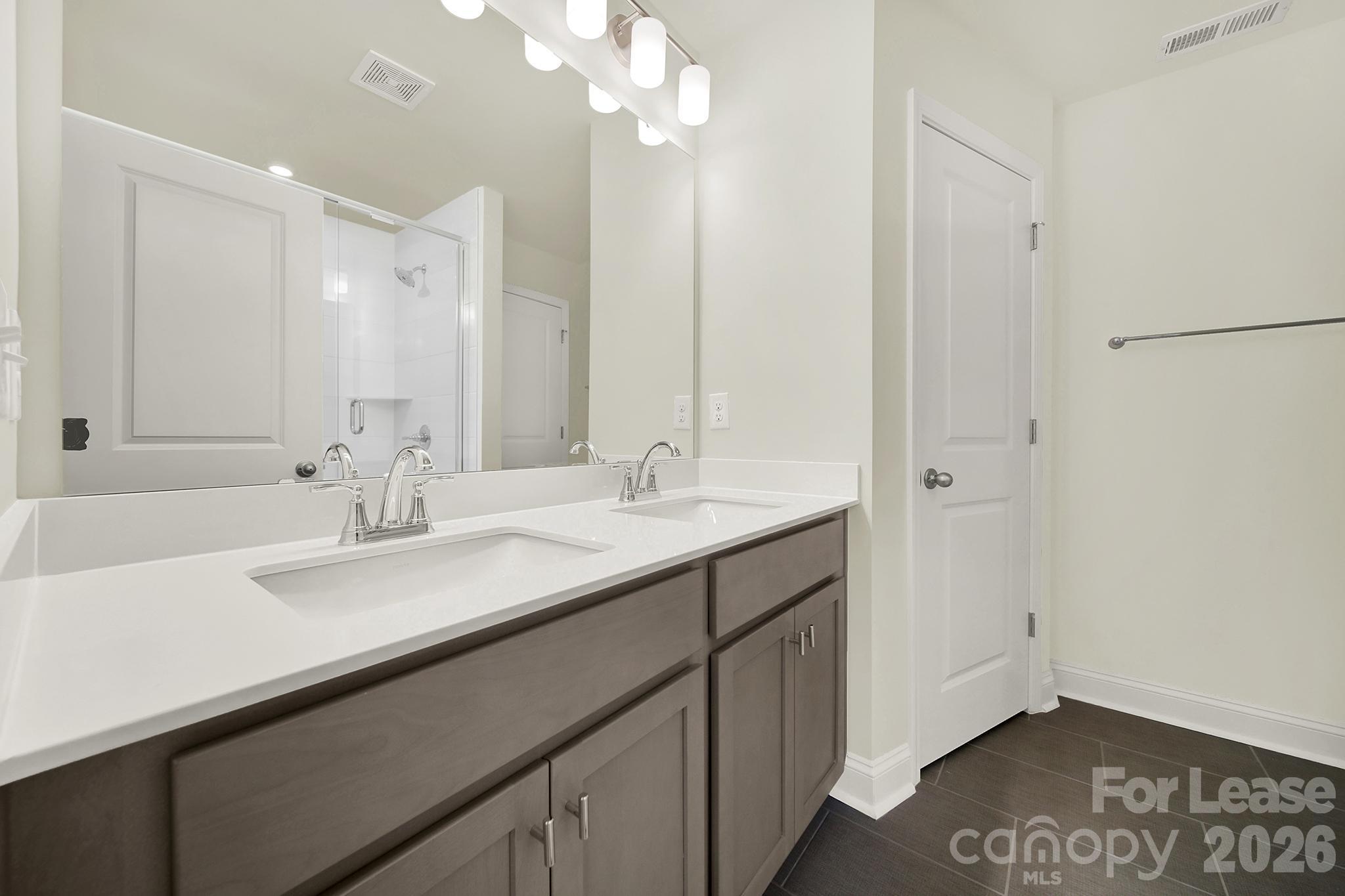 1532 Cedar Tree Drive Property Photo 24