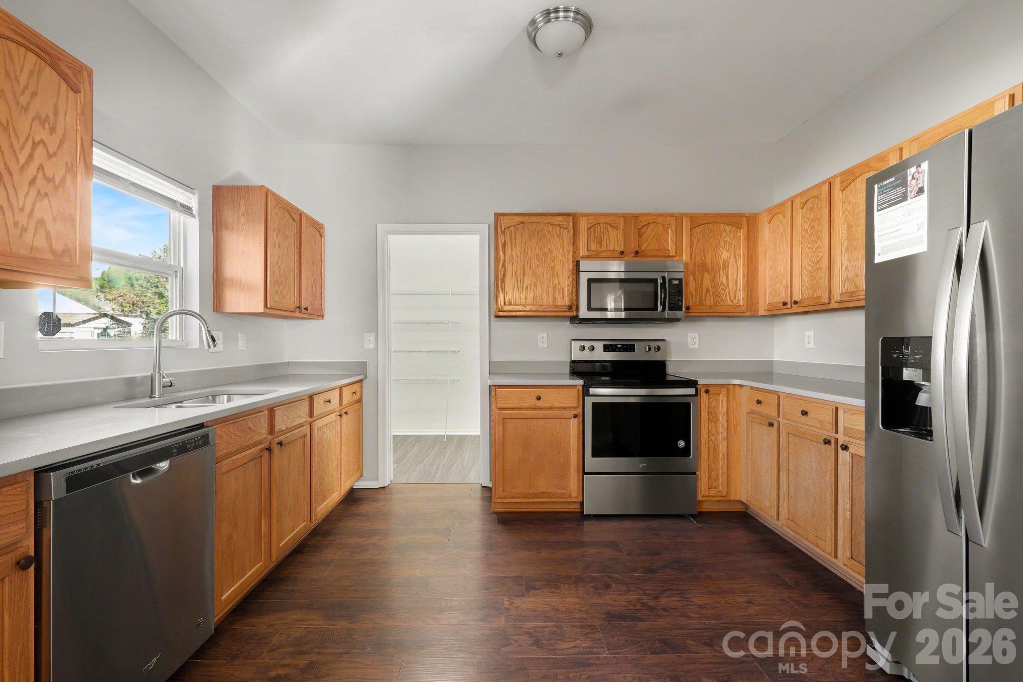 3642 Charterhall Lane Property Photo 8
