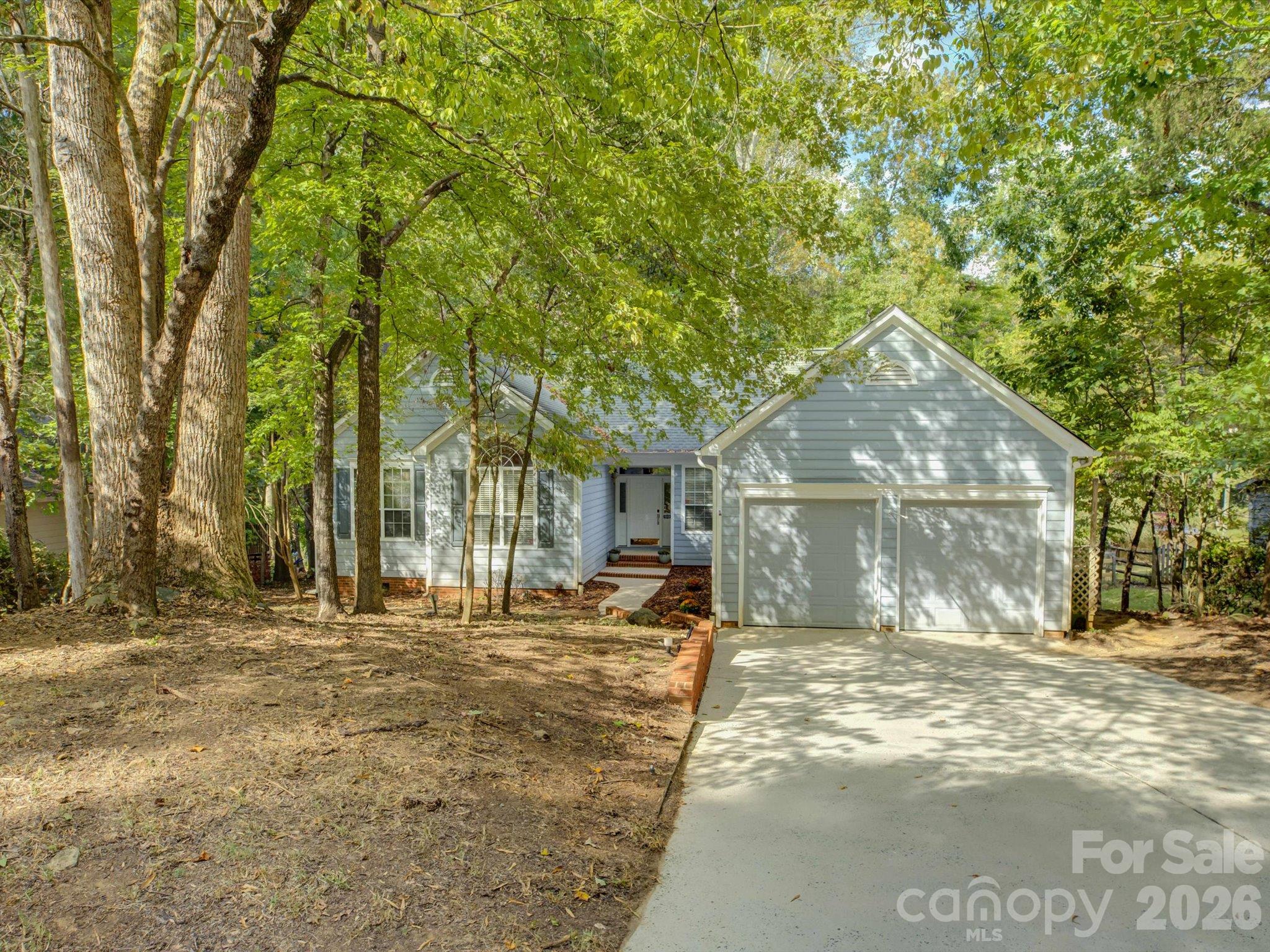 9207 Rainbow Forest Drive Property Photo 1