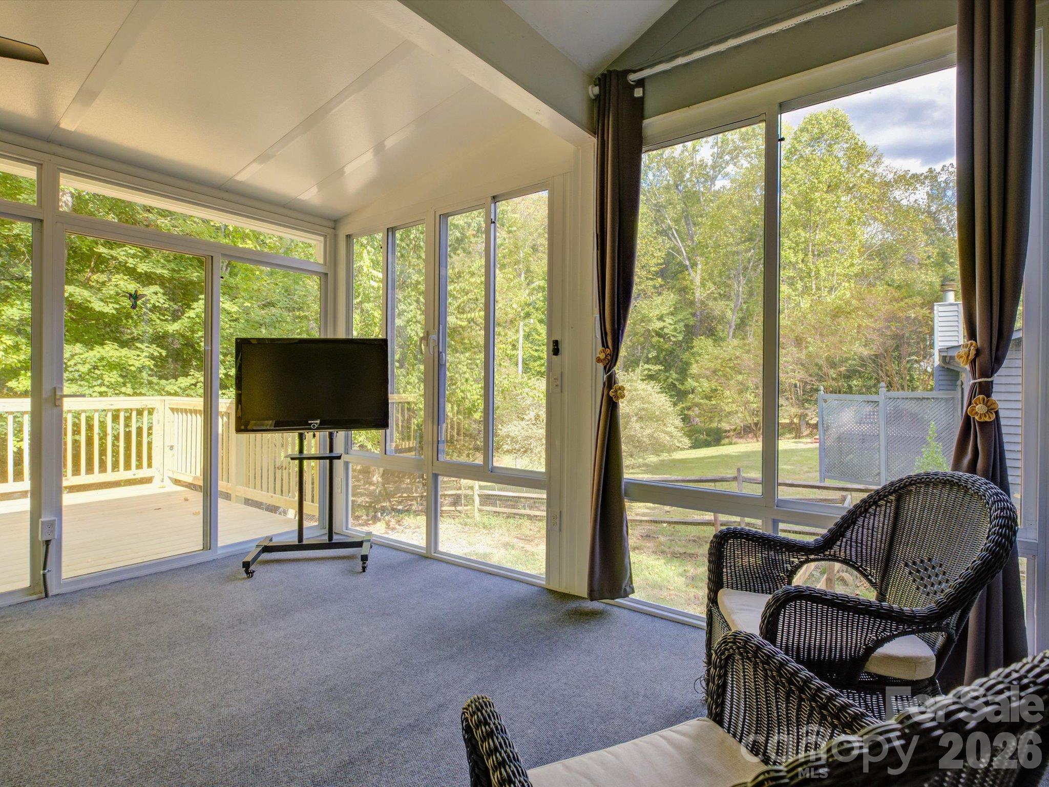 9207 Rainbow Forest Drive Property Photo 10