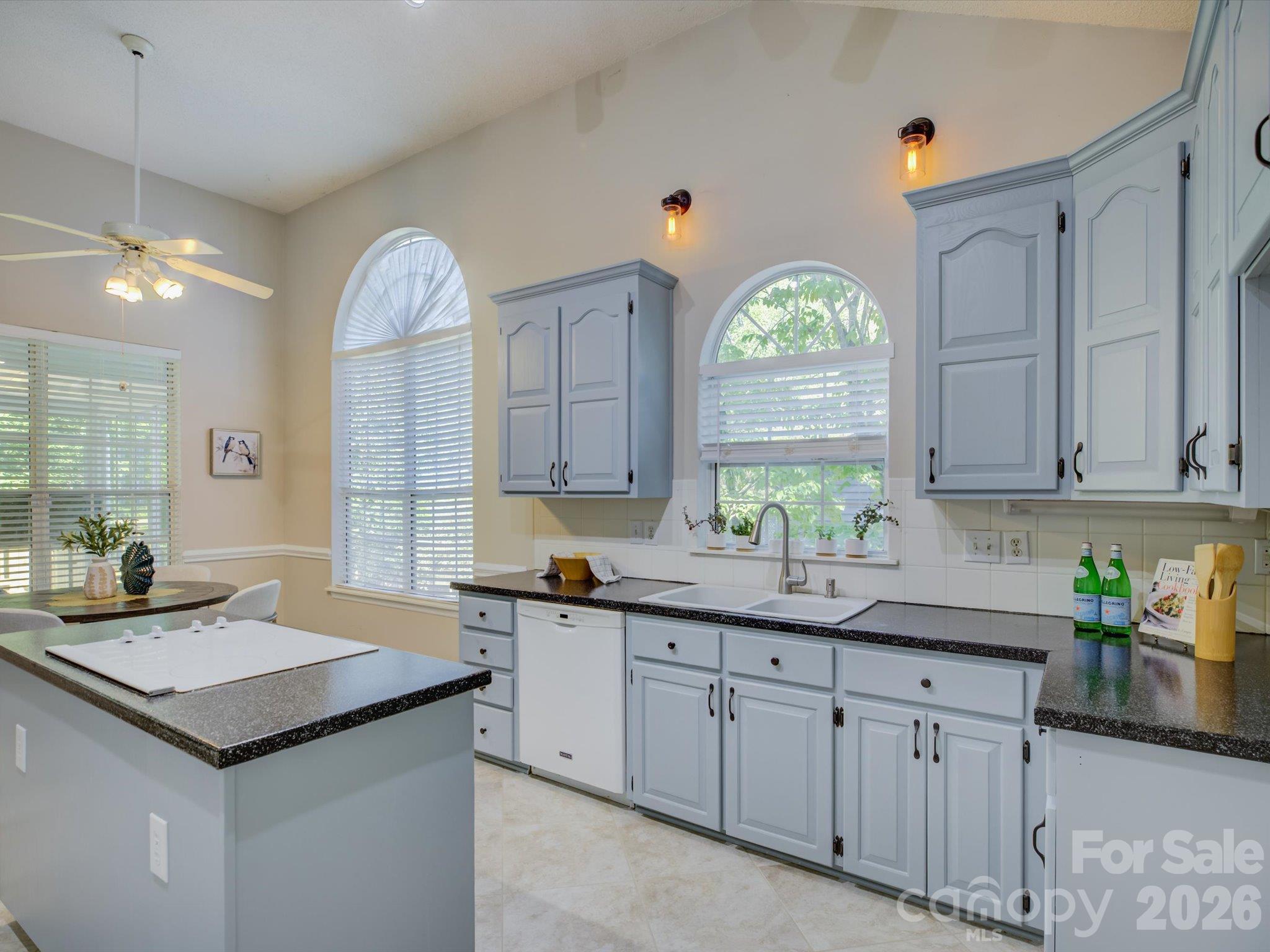 9207 Rainbow Forest Drive Property Photo 20