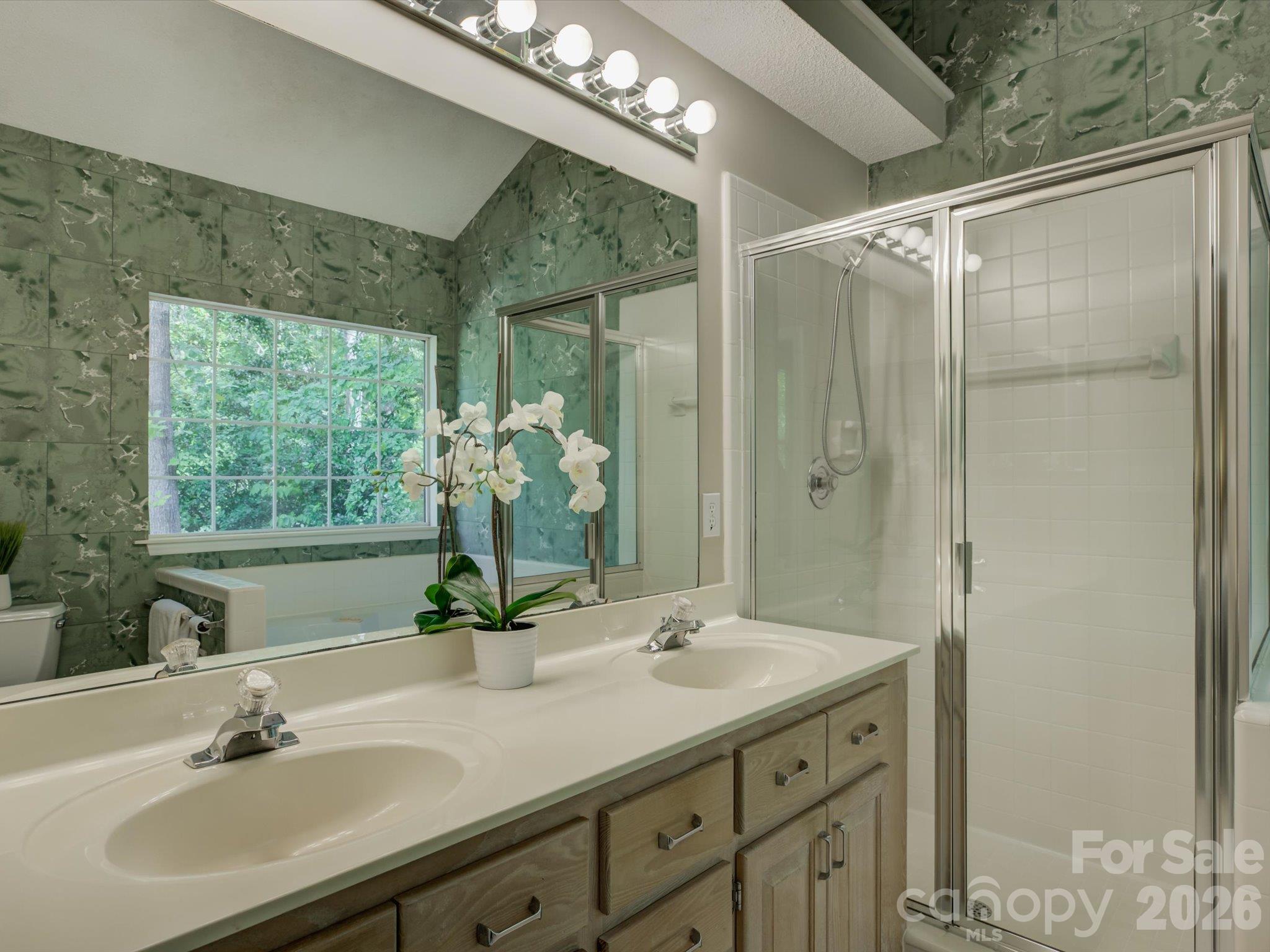 9207 Rainbow Forest Drive Property Photo 30