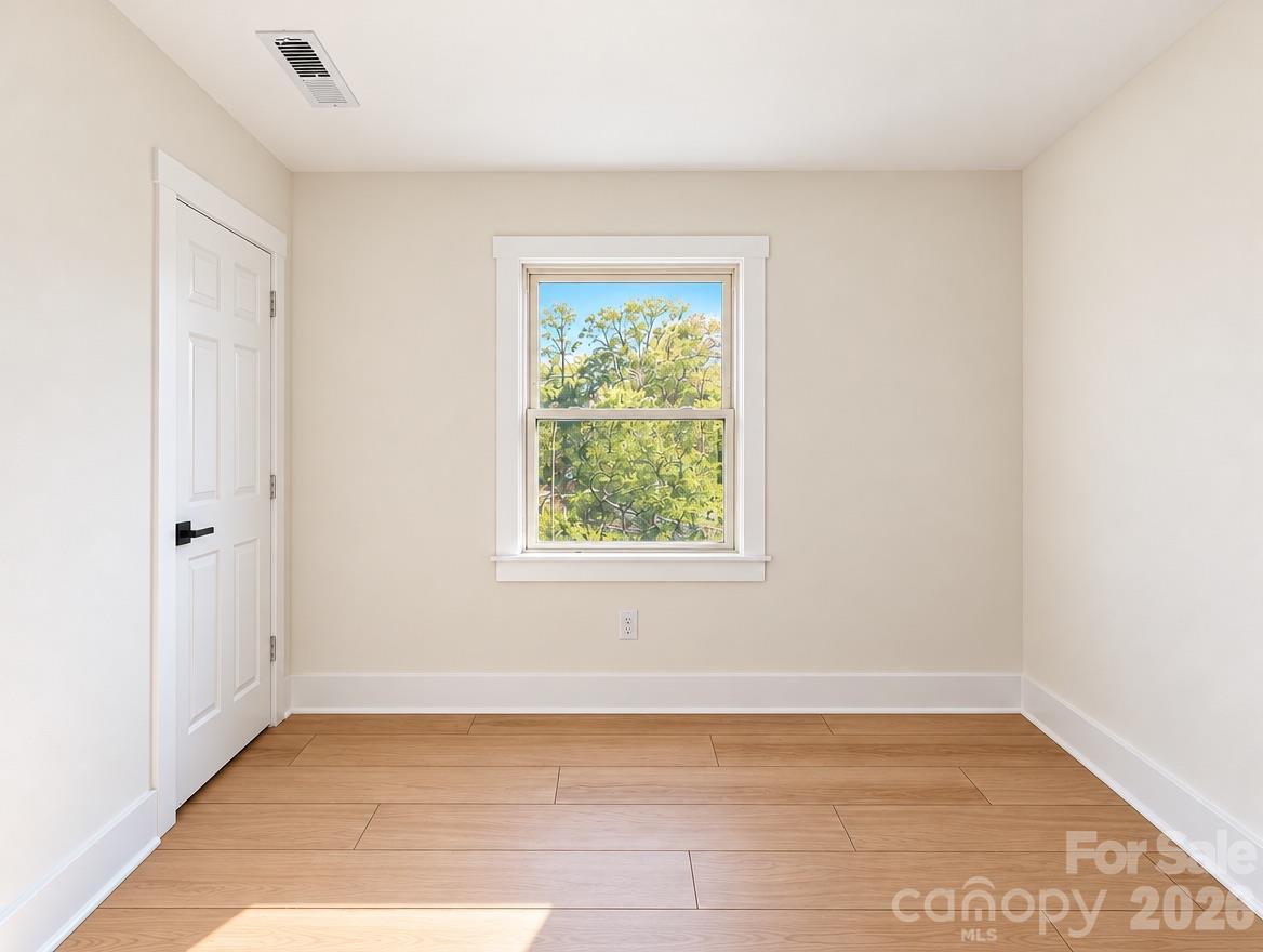 1827 Edgewater Drive Property Photo 26