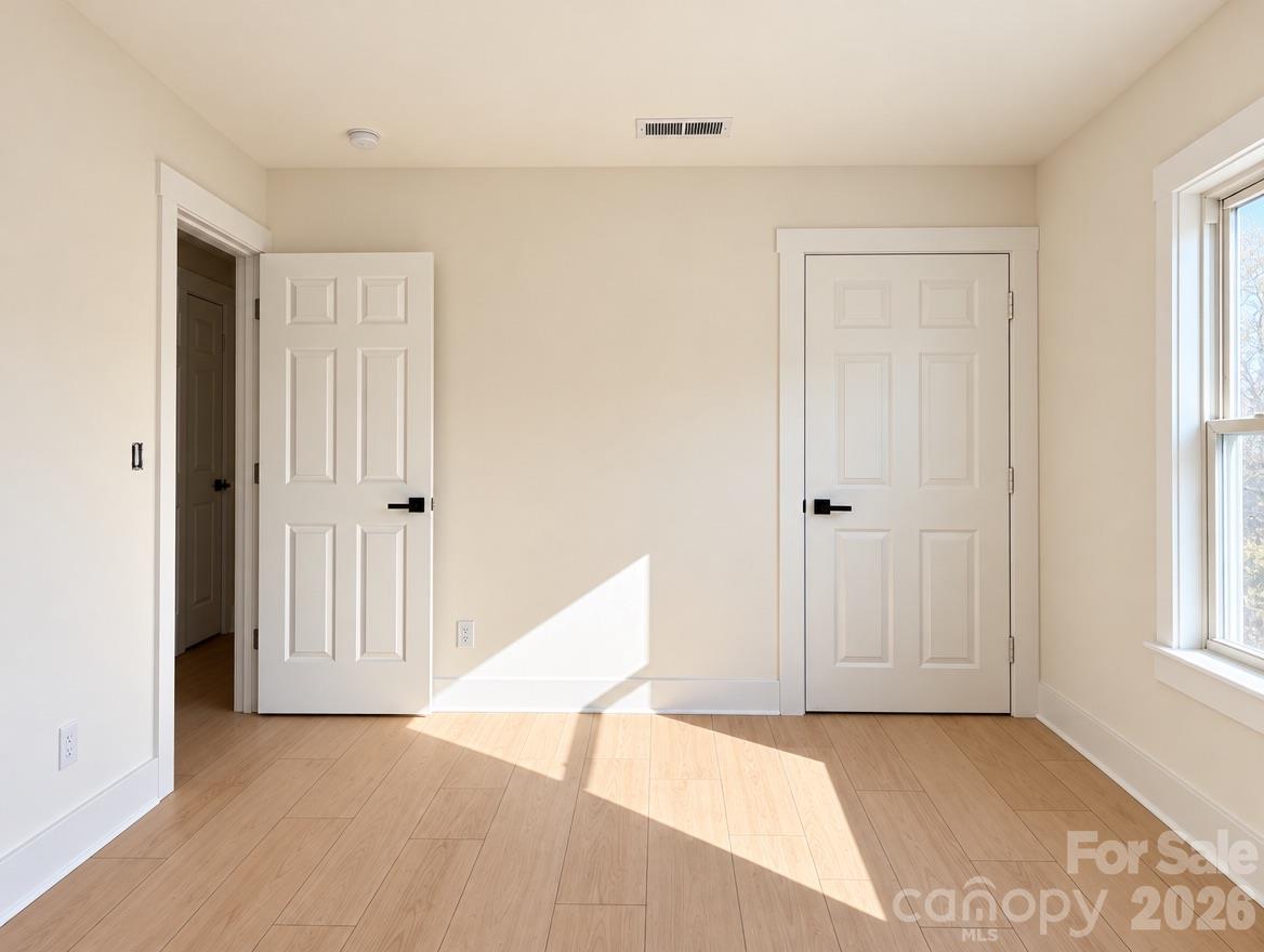 1827 Edgewater Drive Property Photo 27