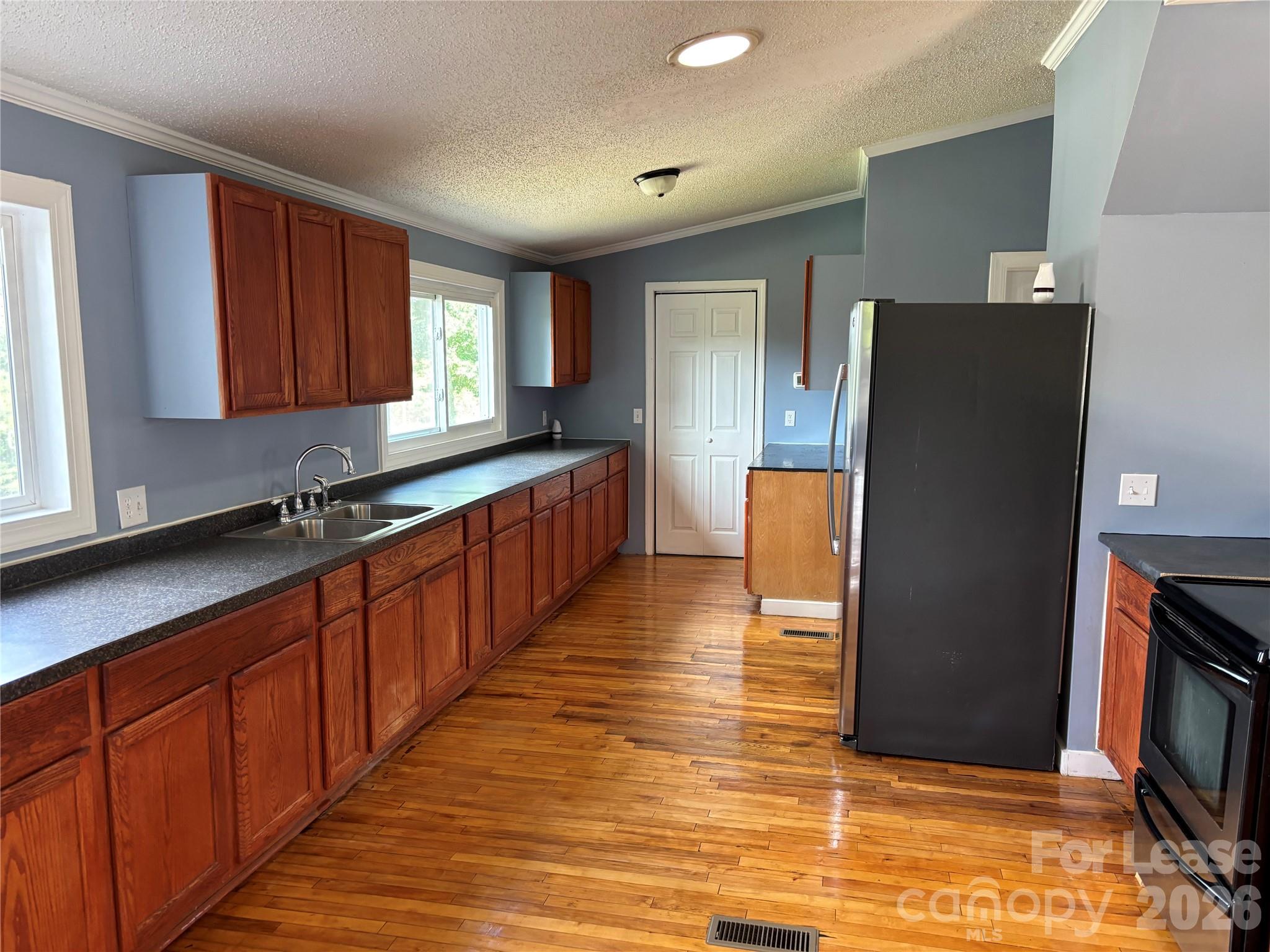 4382 Anderson Mountain Road Property Photo 6
