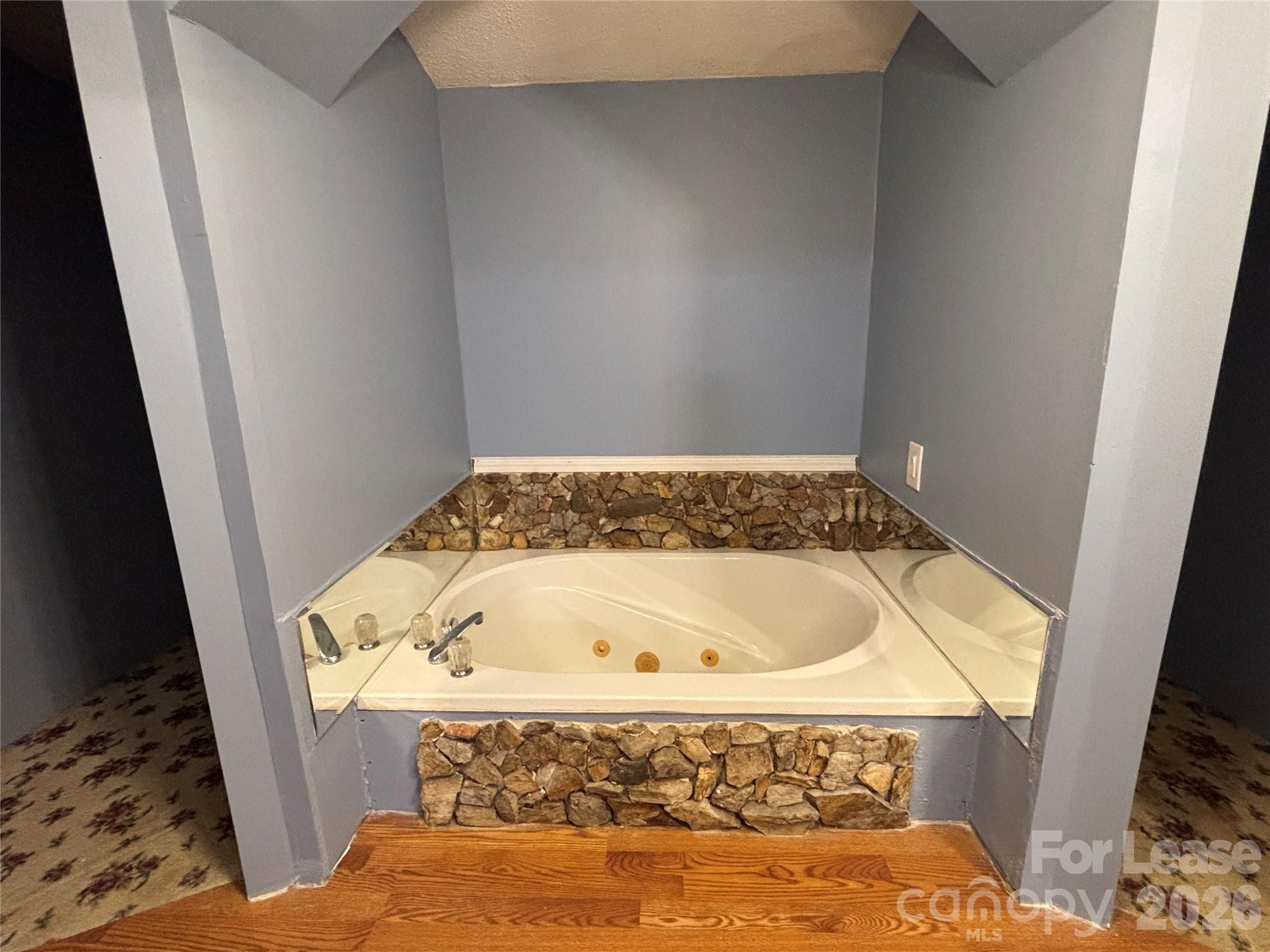 4382 Anderson Mountain Road Property Photo 15