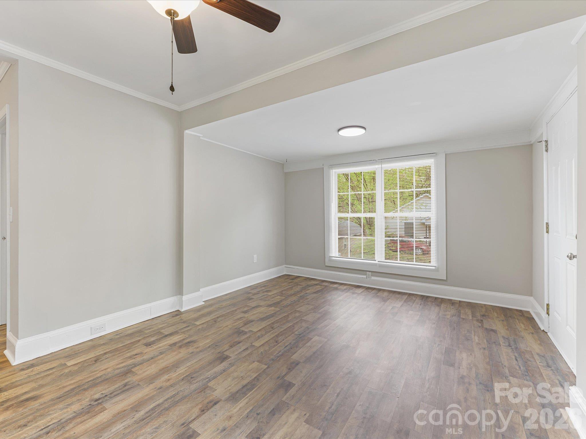 721 Broad Street Property Photo 5