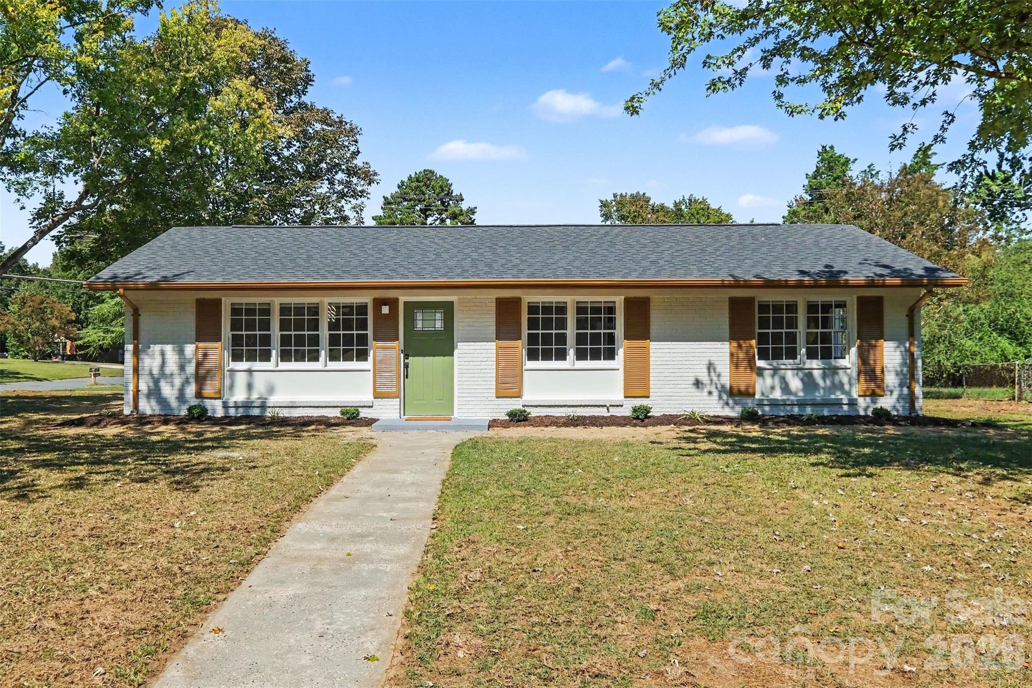 3801 Hillock Court Property Photo 1