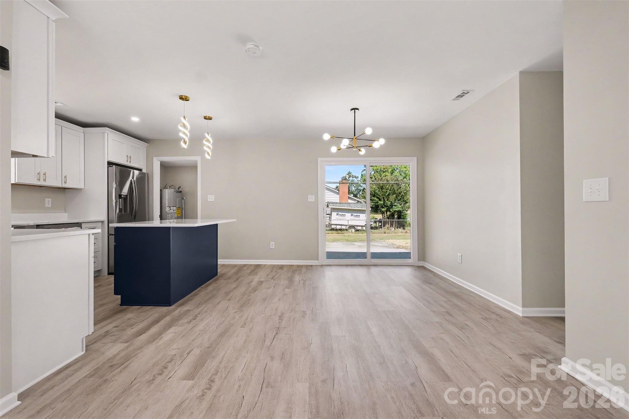 3801 Hillock Court Property Photo 11