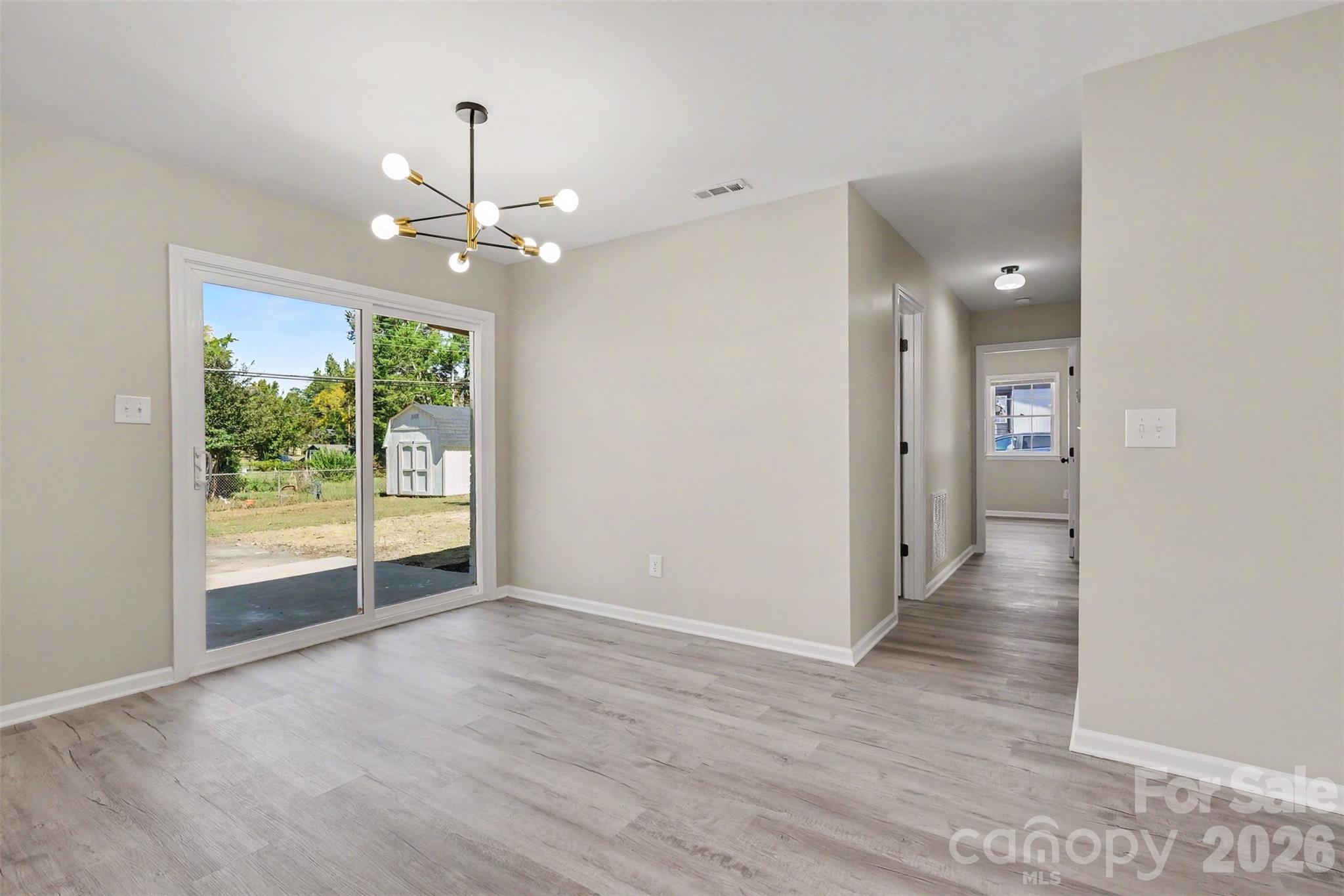 3801 Hillock Court Property Photo 12