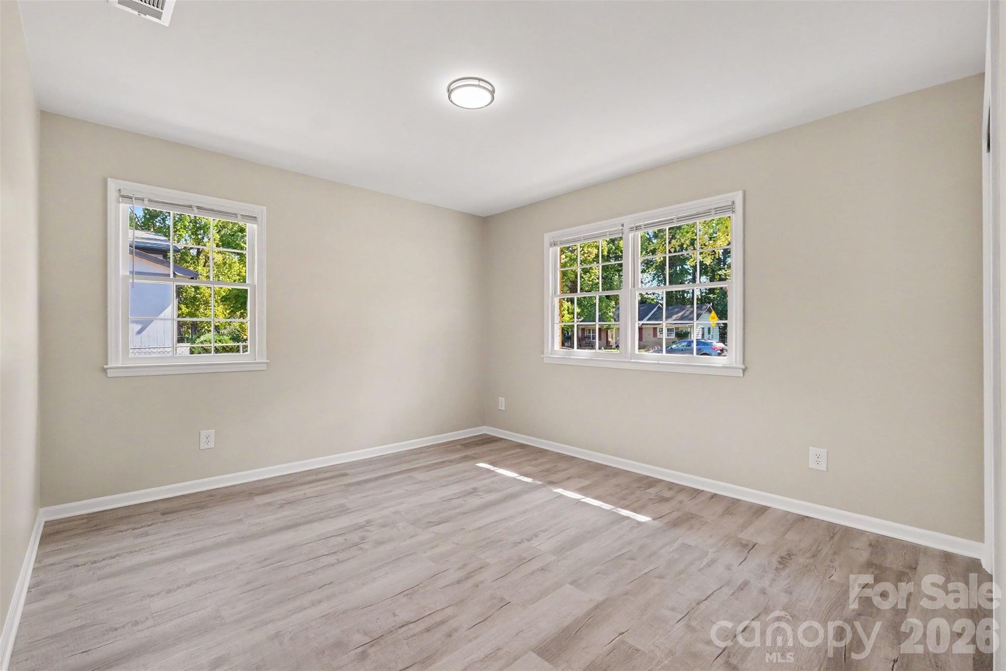 3801 Hillock Court Property Photo 23