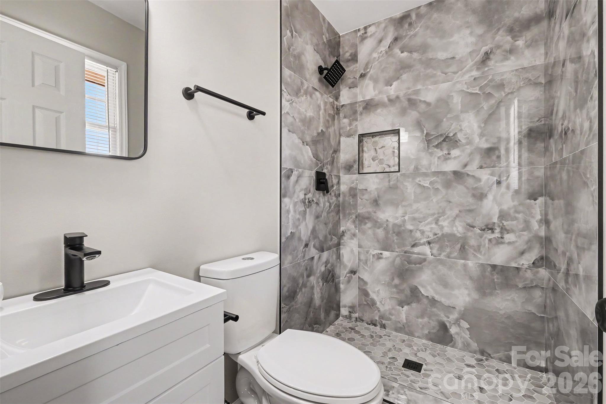 3801 Hillock Court Property Photo 29