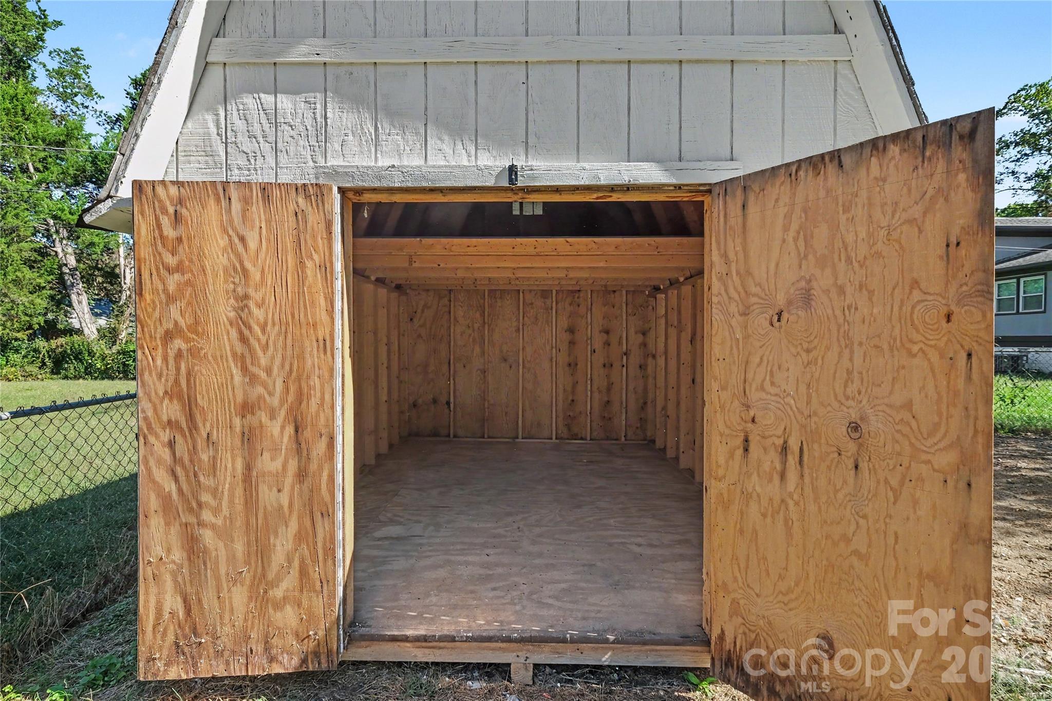 3801 Hillock Court Property Photo 39
