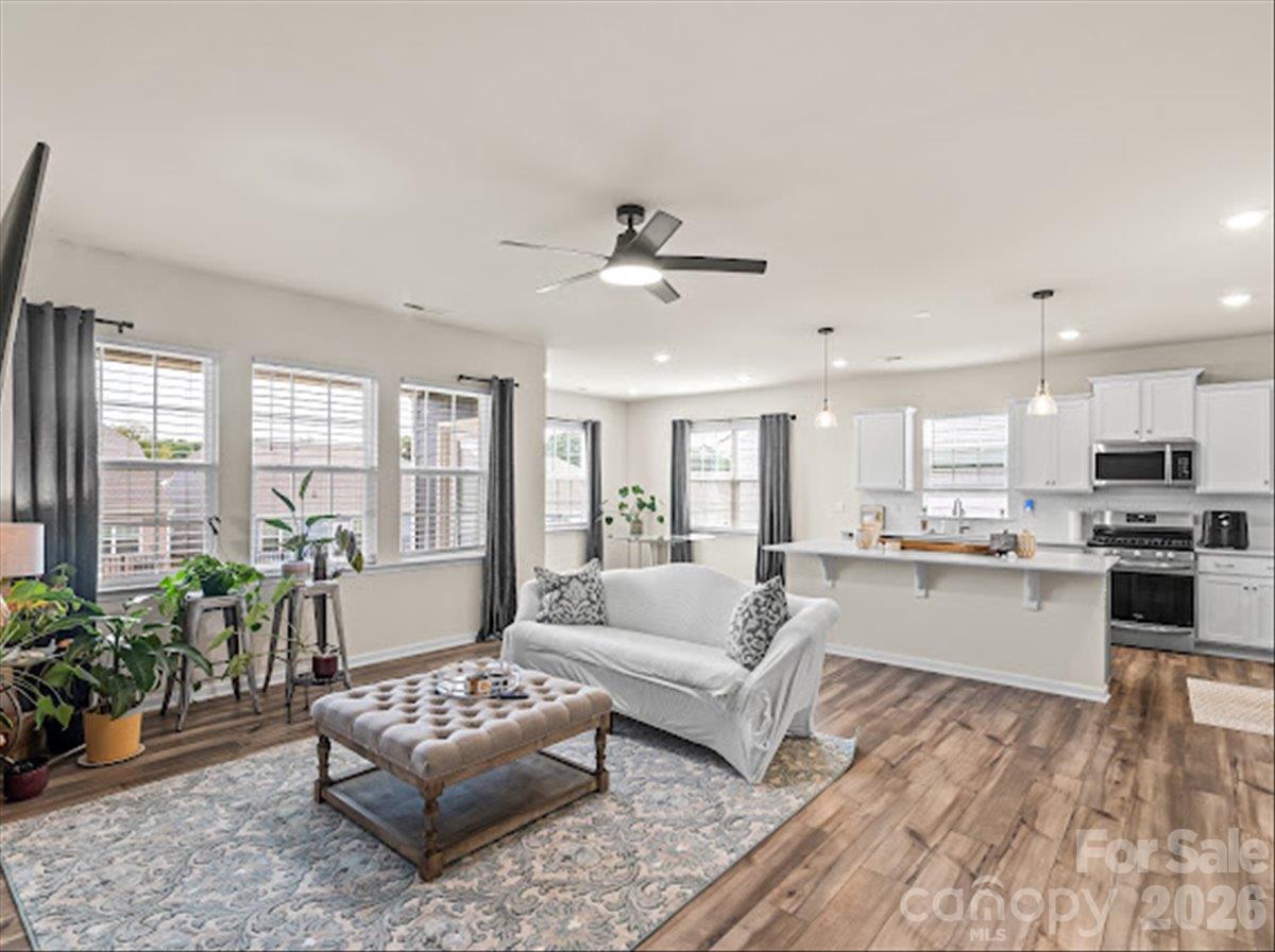 155 White Apple Way Property Photo 8
