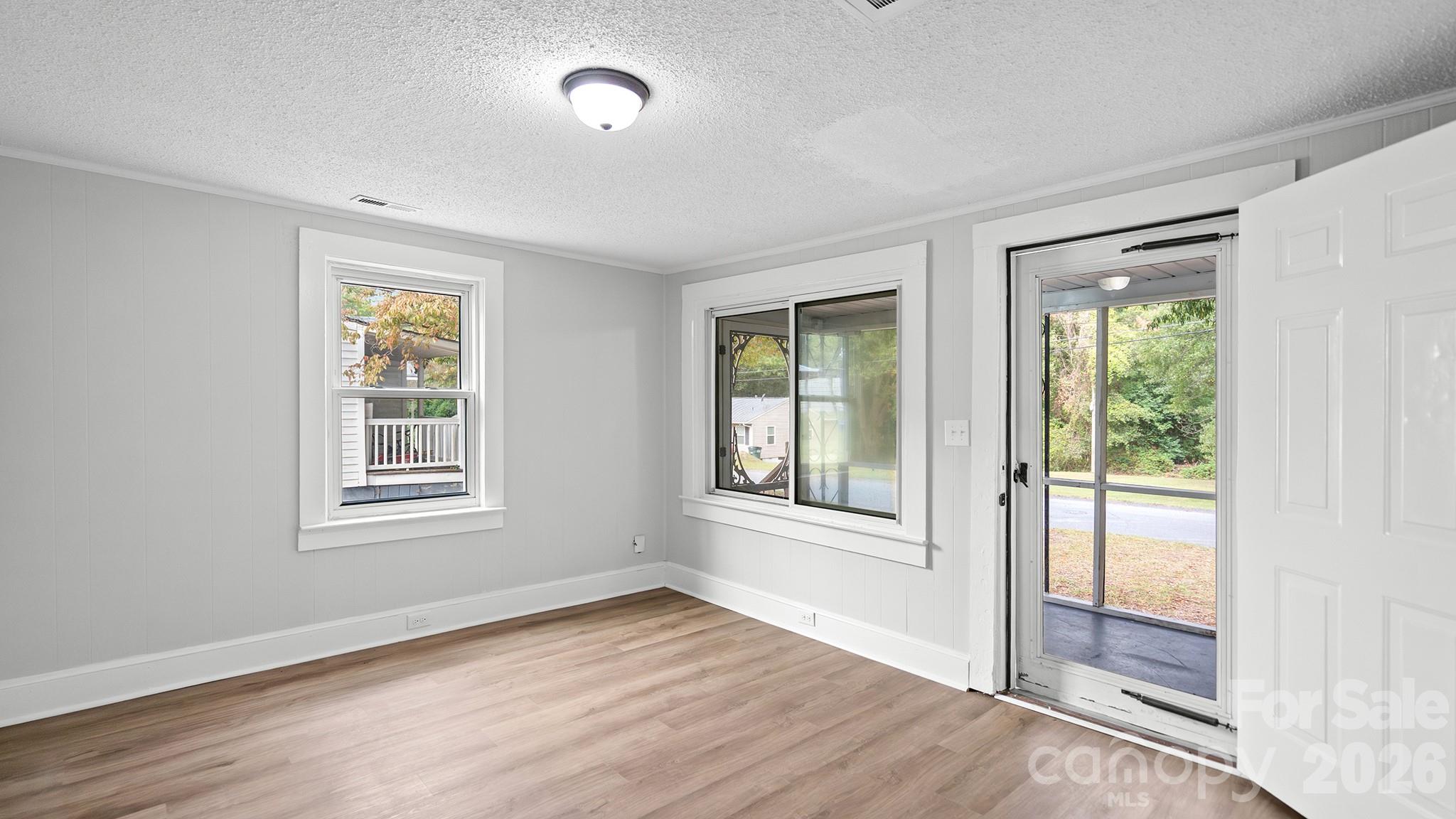 1409 Essex Street Property Photo 13