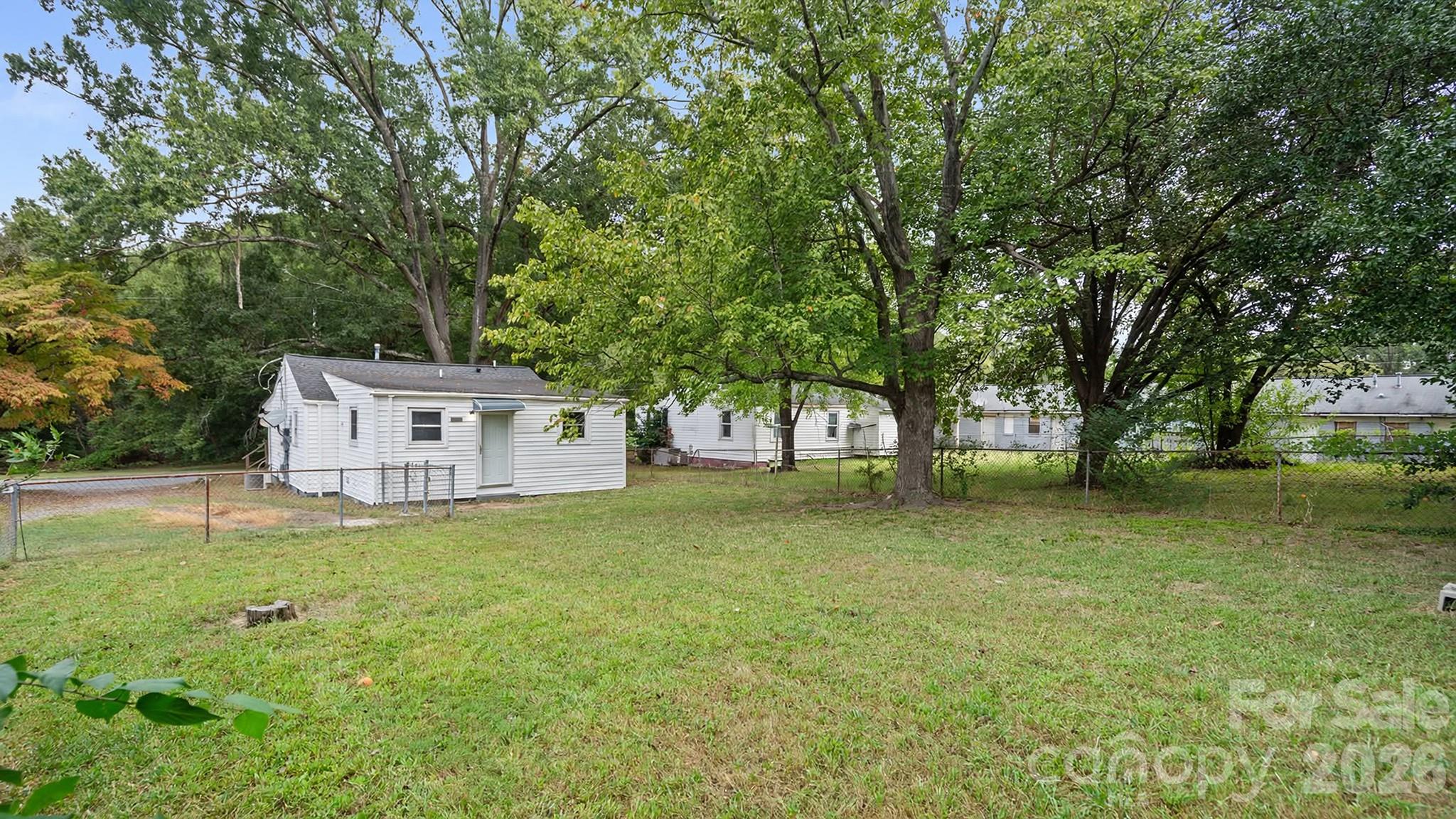 1409 Essex Street Property Photo 25