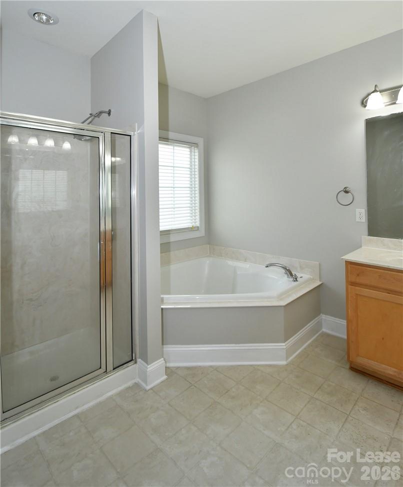 603 Lexington Drive Property Photo 10