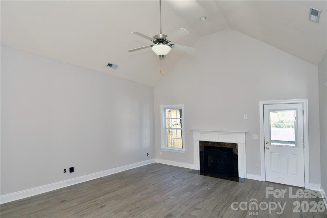 603 Lexington Drive Property Photo 12