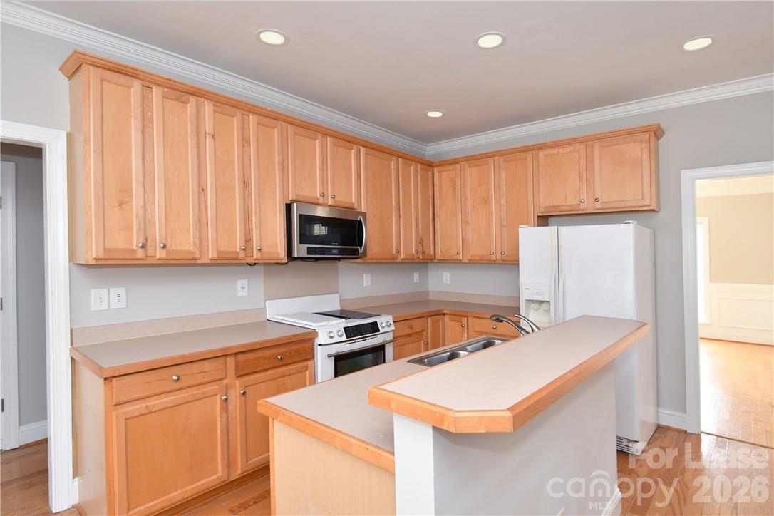 603 Lexington Drive Property Photo 14