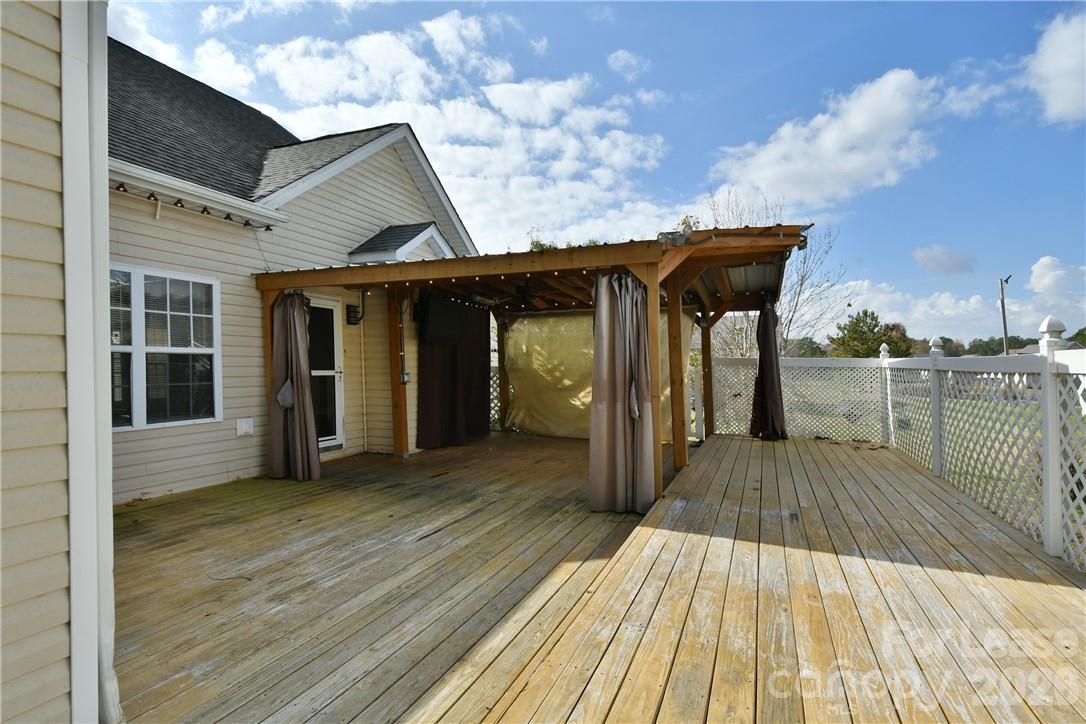 603 Lexington Drive Property Photo 20